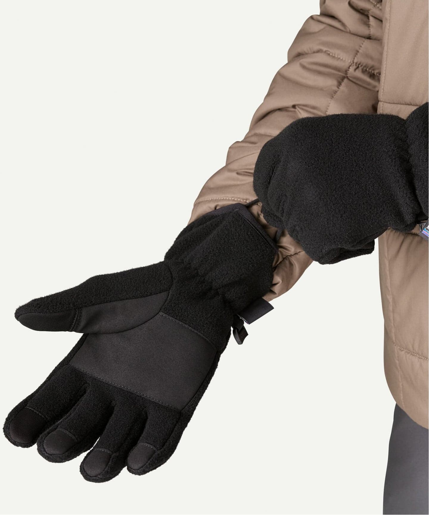予約》Patagonia(パタゴニア)Synch Gloves 22401（手袋）｜EDIFICE