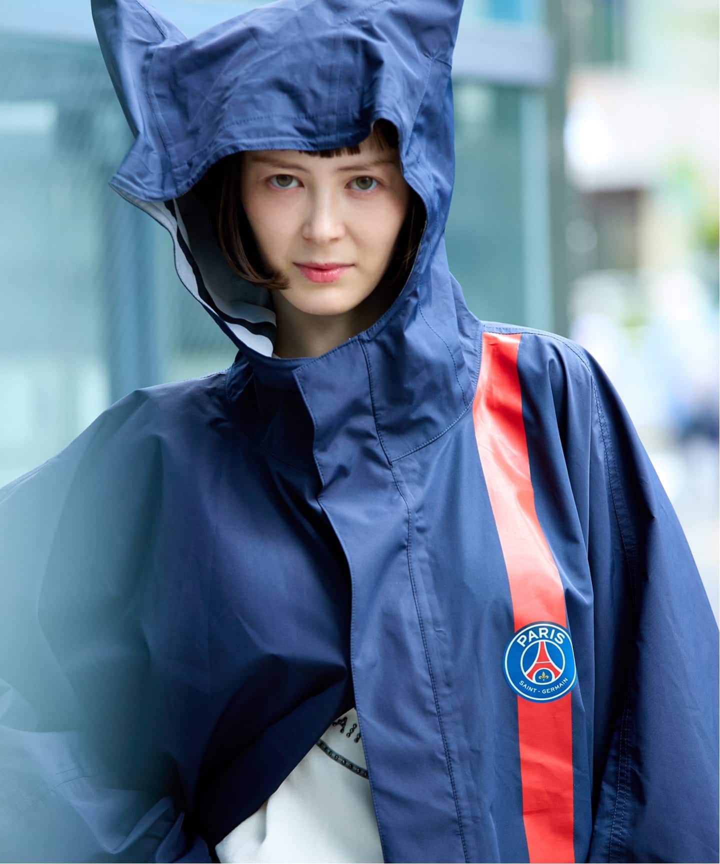 ATOMIC ポンチョ PSG x ATOM RAIN PONCHO（ポンチョ・マント）｜Paris Saint-Germain