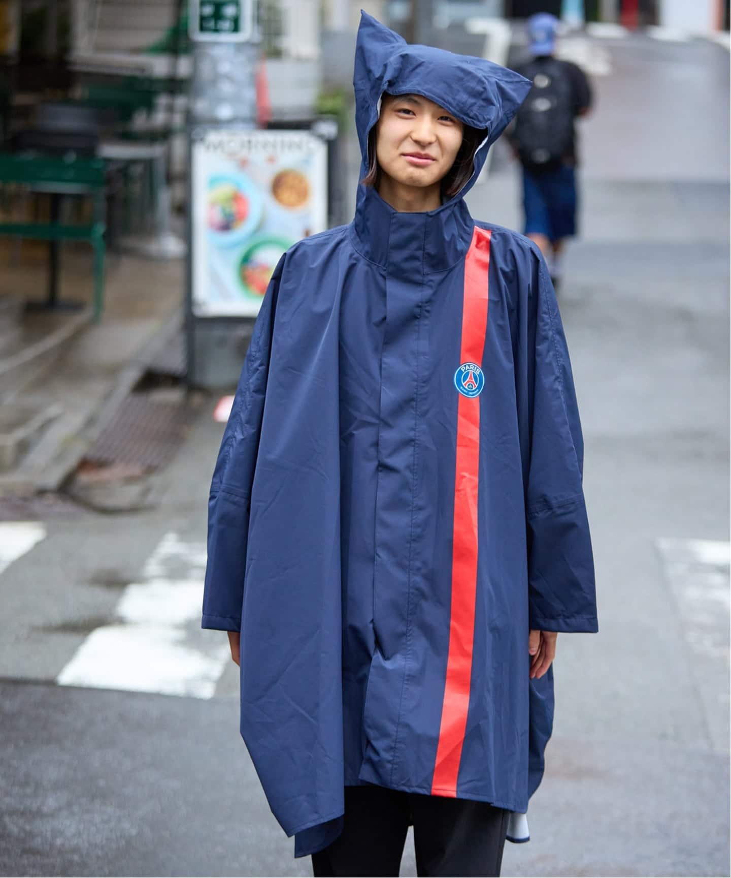PSG x ATOM RAIN PONCHO（ポンチョ・マント）｜Paris Saint-Germain