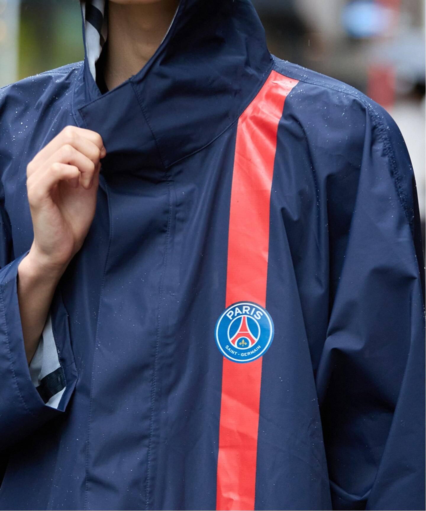 PSG x ATOM RAIN PONCHO（ポンチョ・マント）｜Paris Saint-Germain