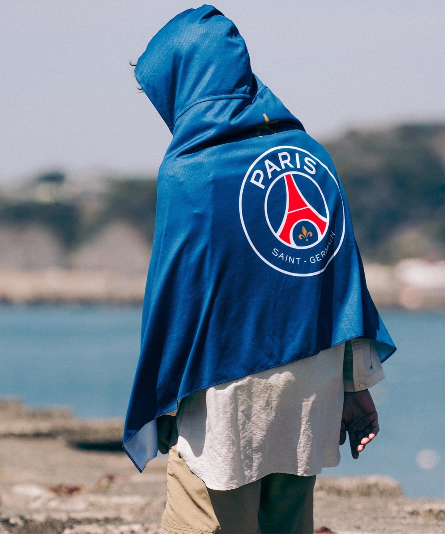 Paris Saint-Germain / パリ・サン＝ジェルマン】JP Hooded Cool Towel