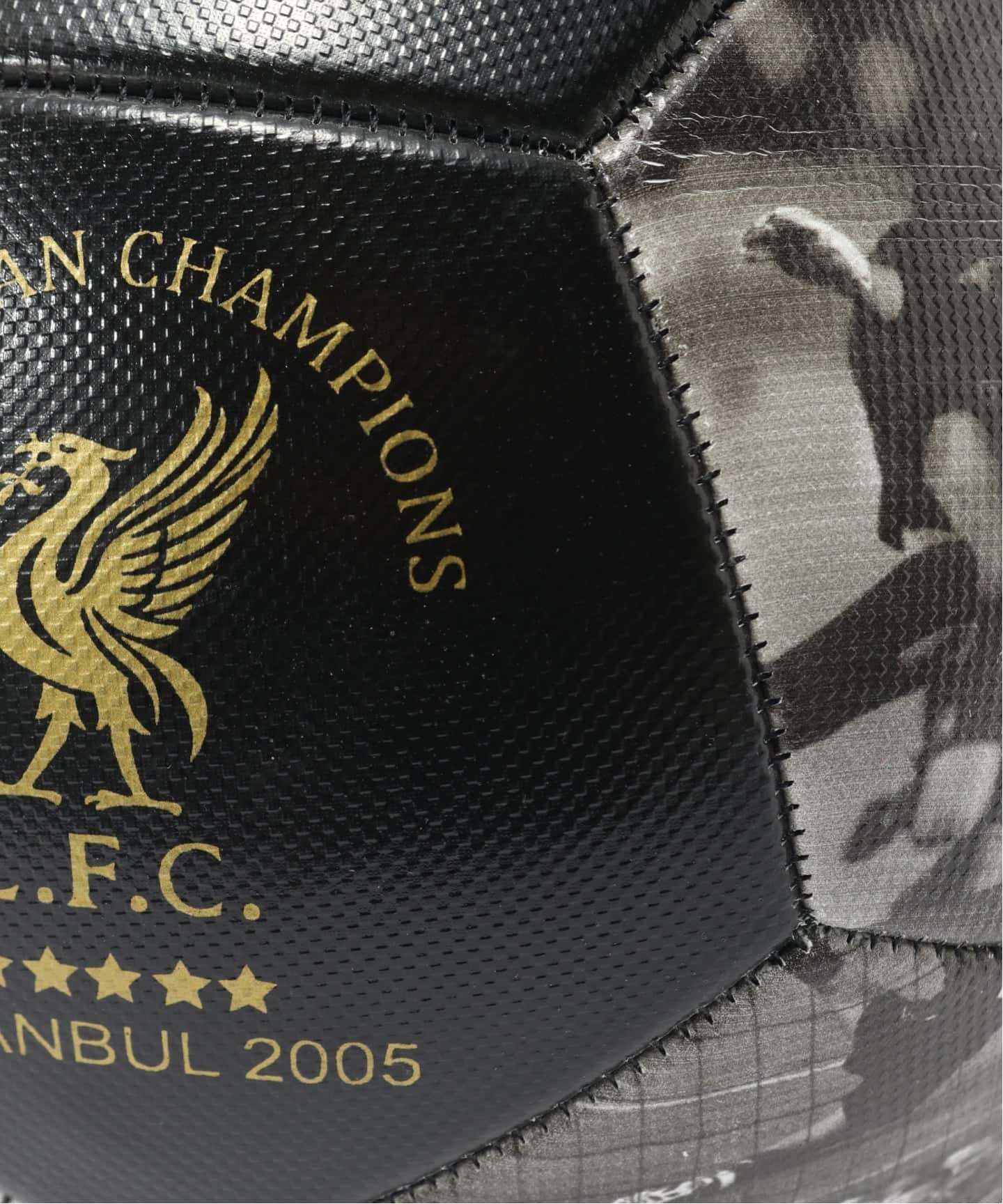 Liverpool FC 】 GERRARD ISTANBUL BALL IN BOX（その他インテリア