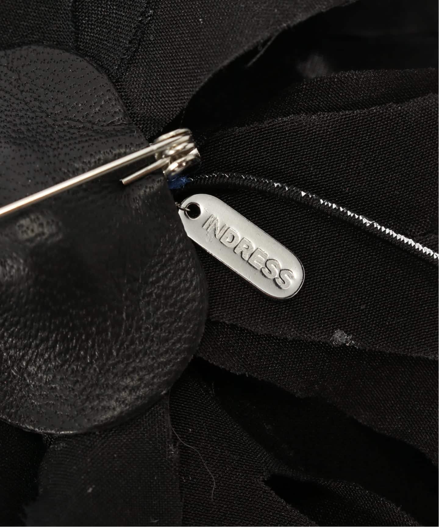 INDRESS/インドレス】 SILK FLOWER BROOCHES（その他ファッション小物