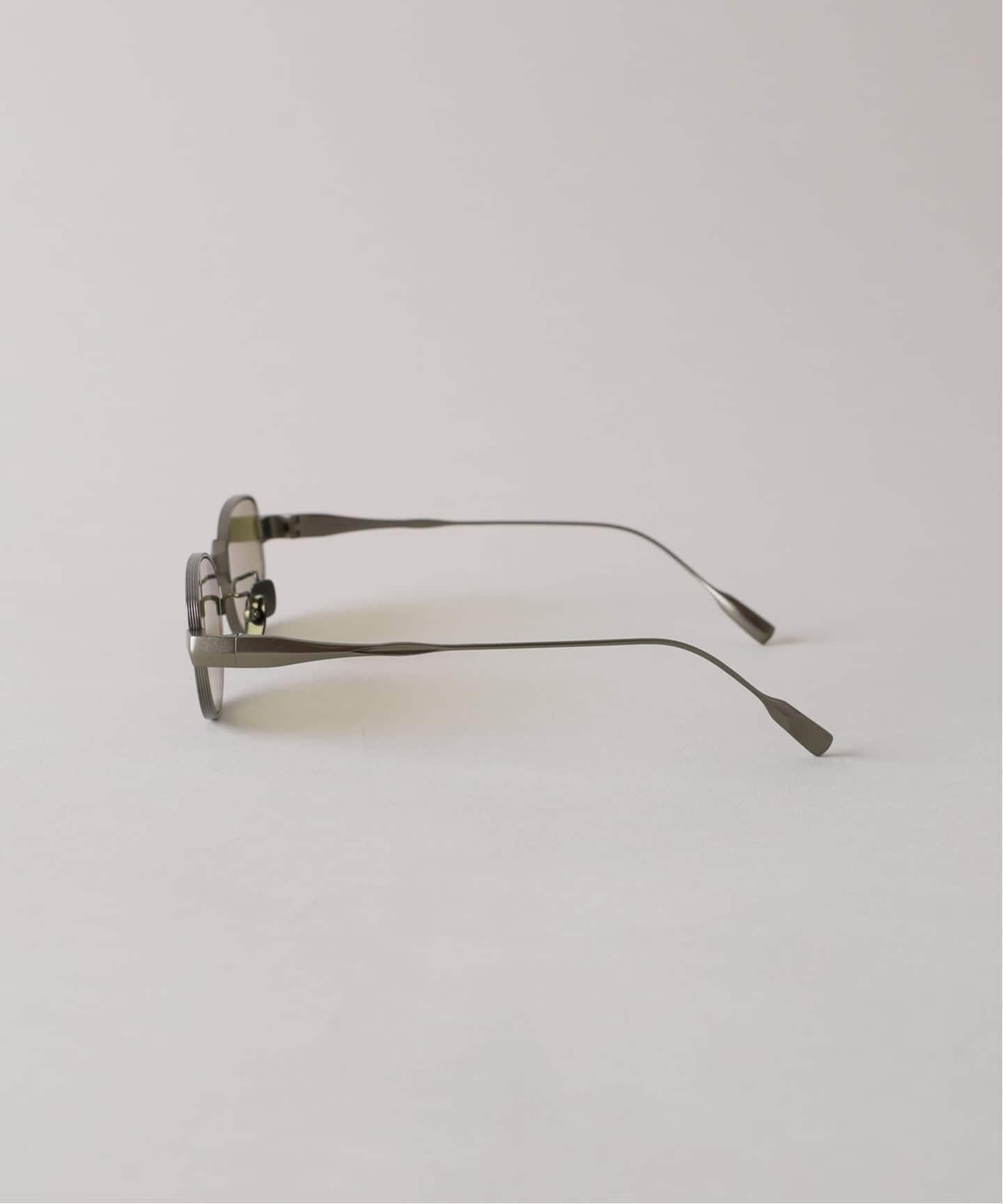 PROJEKT PRODUKT/プロジェクトプロダクト】Oval sunglasses