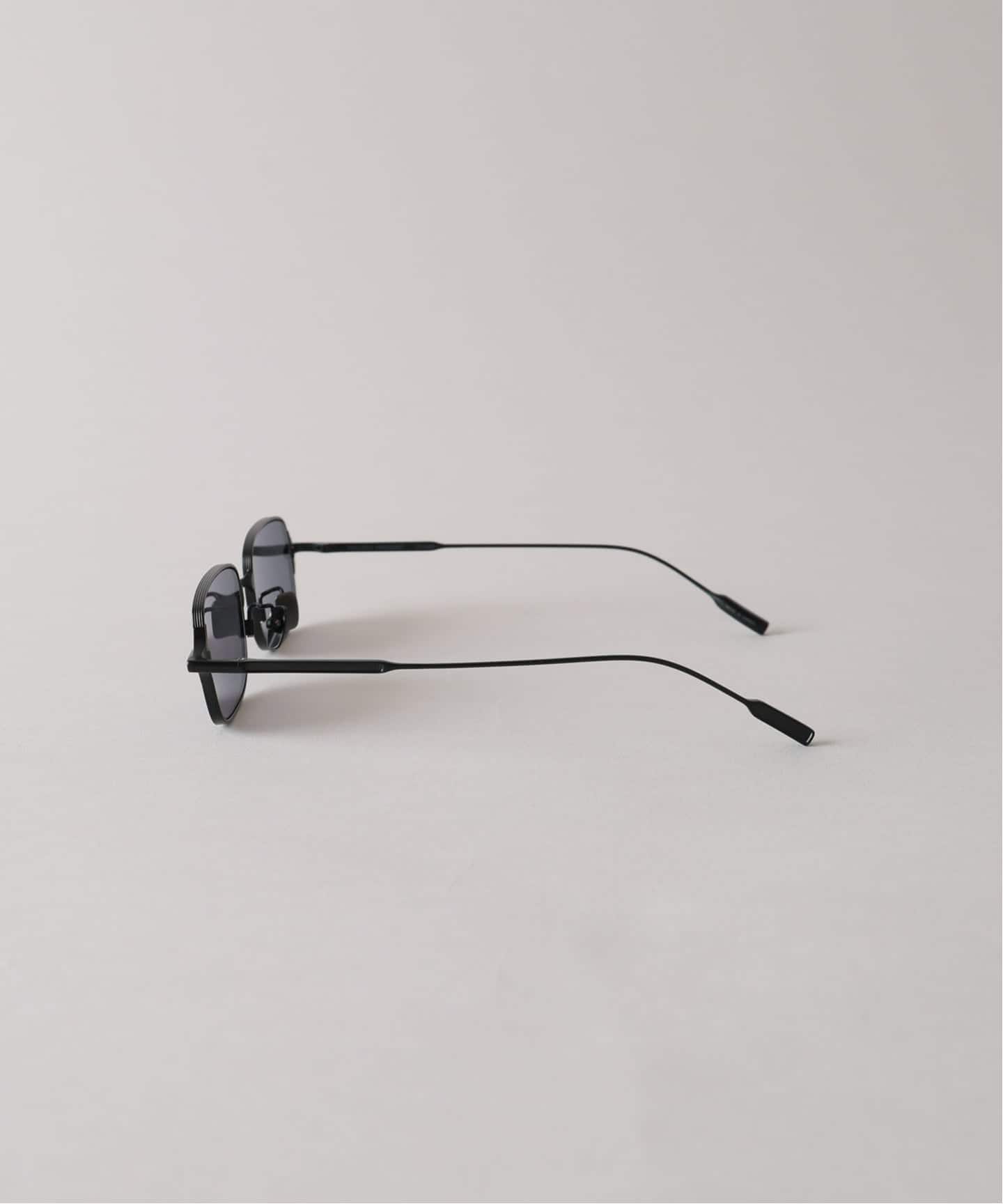 PROJEKT PRODUKT/プロジェクトプロダクト】Square sunglasses