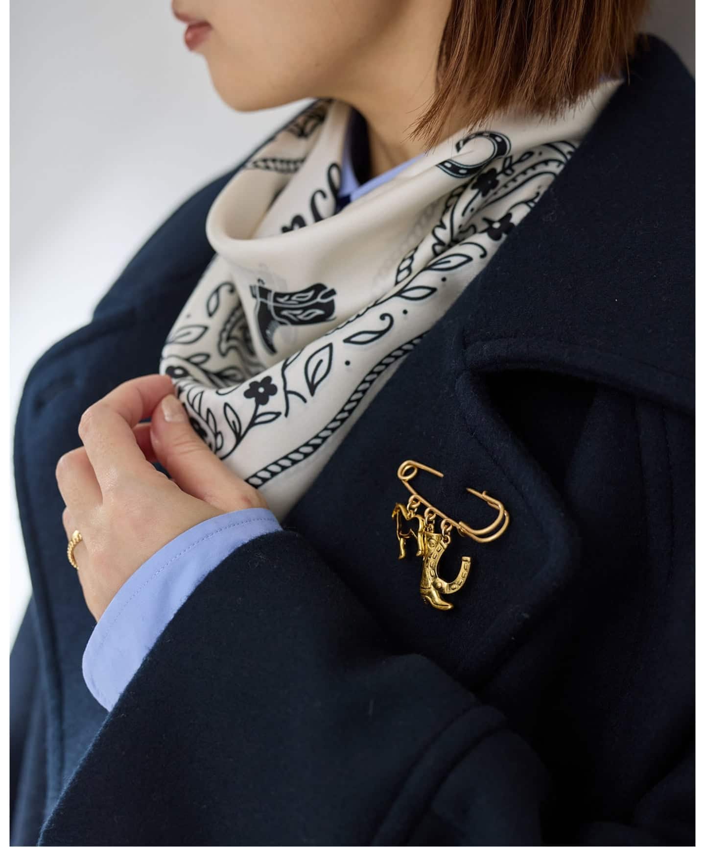 WEB限定/追加2予約》IENA CHEVAL 3ROW ブローチA（その他ファッション