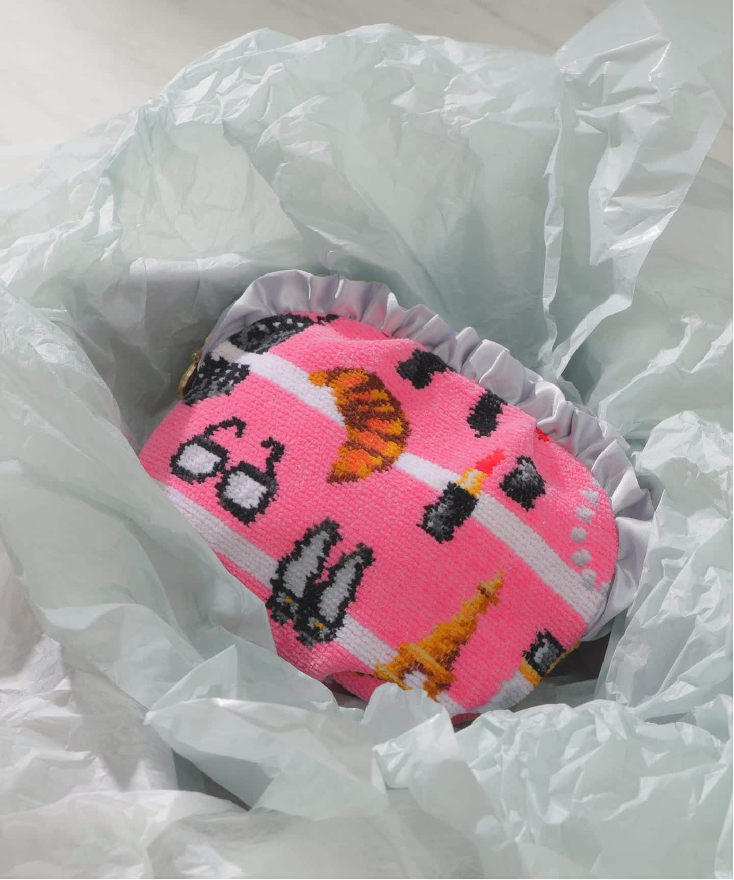 FEILER/フェイラー】別注 ROSE IENA フリルシェルポーチ（ポーチ