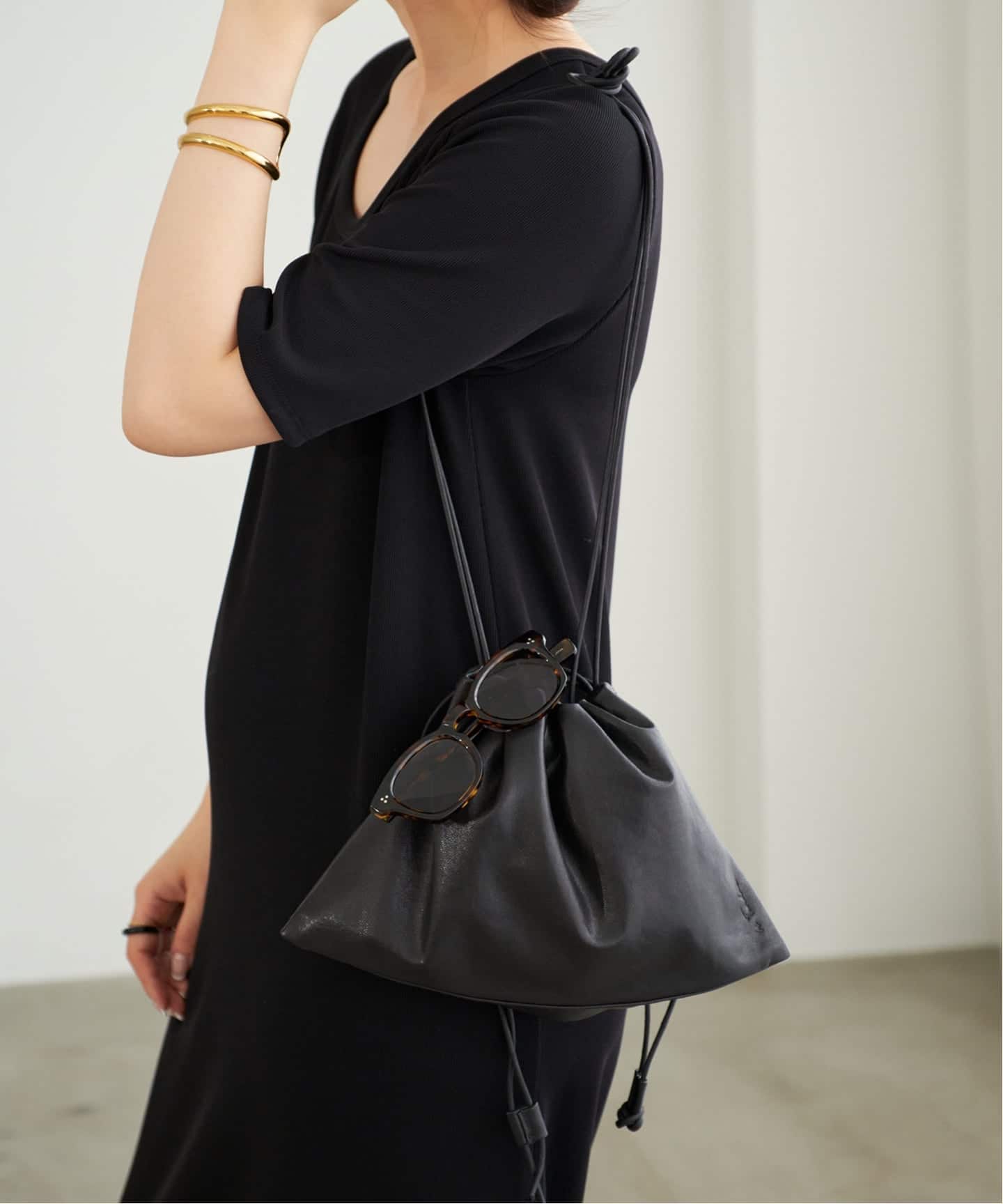 plage レザーバッグ　lesTendreleatherclutch ブラック WEB限定追加》les Tendre leather clutch バッグ（ショルダーバッグ