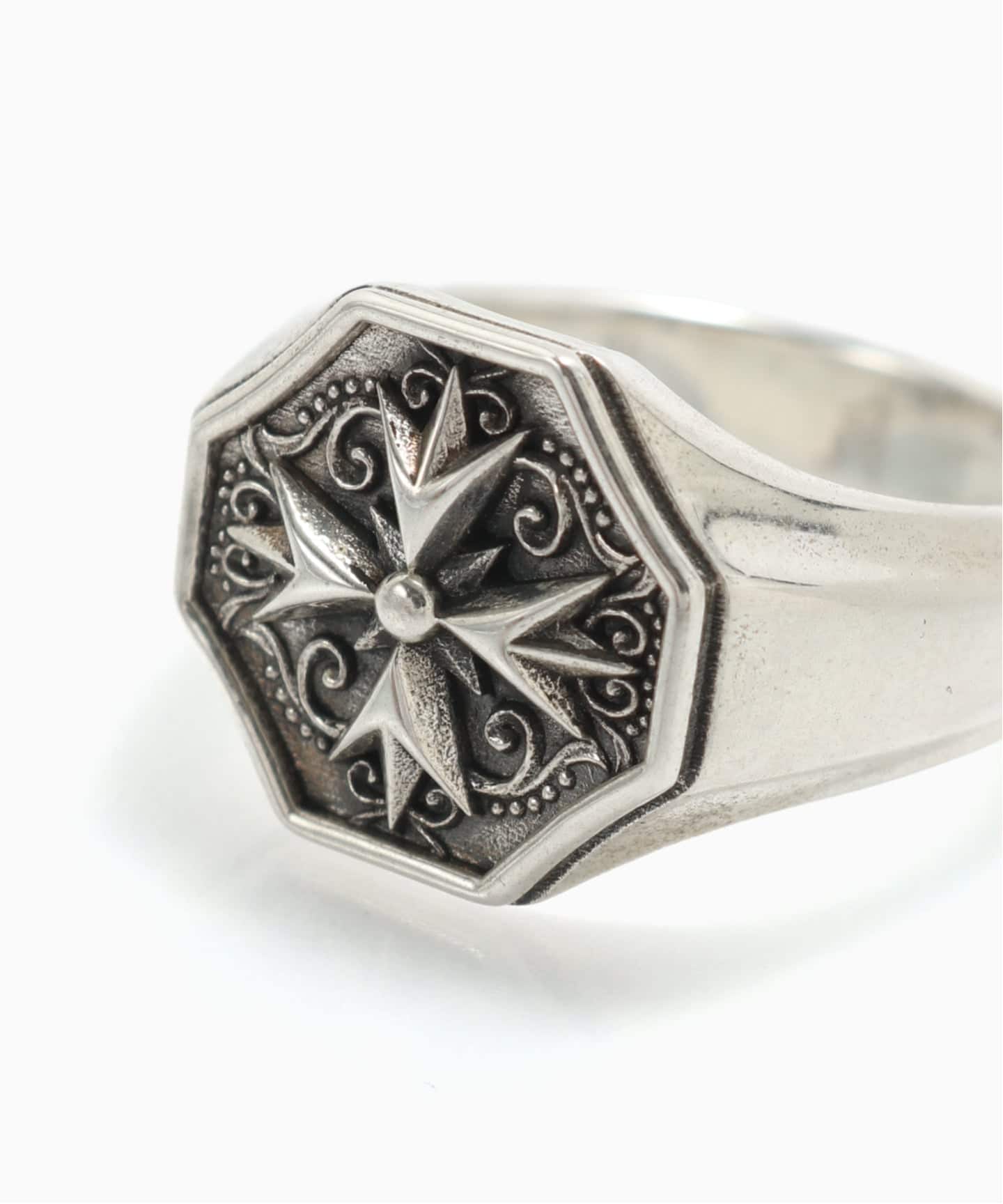 Emanuele Bicocchi CREST SIGNET RING（リング）｜BOICE FROM