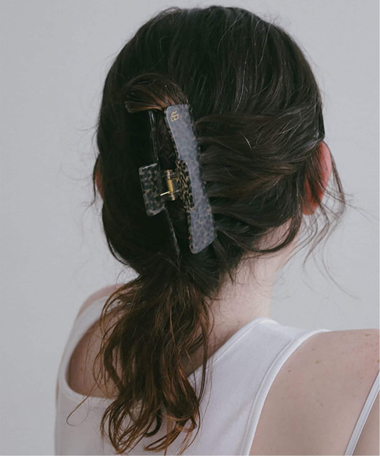 本日限定価格　新品　ETRE TOKYO ETRバンスクリップ　ブラウン ETRE TOKYO ETRバンスクリップ（ヘアアクセサリー）｜BOICE FROM