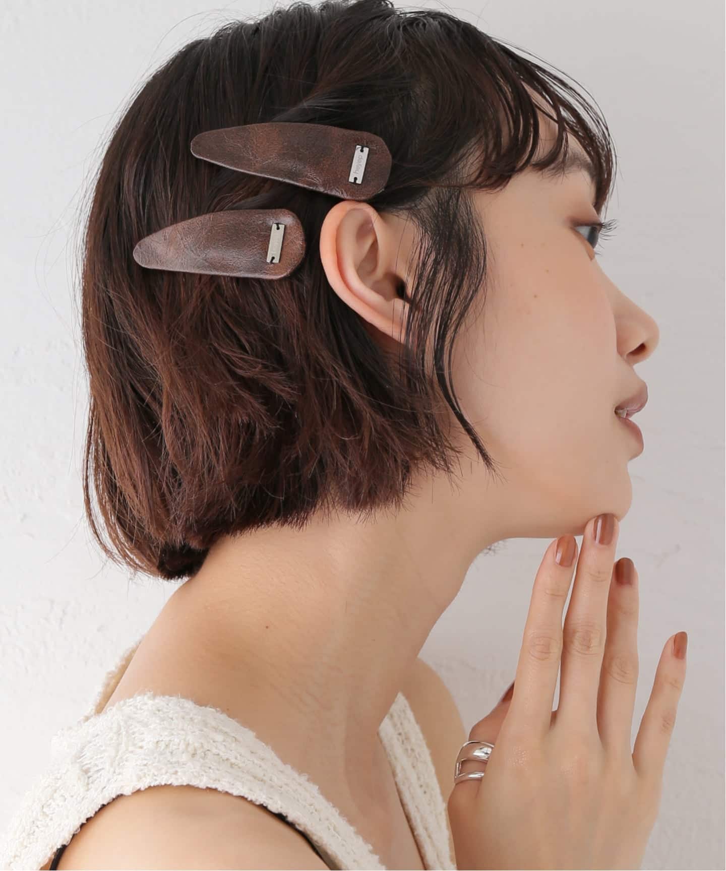 heyep Vintage Faux Leather Hair Clips 2pcs hp03826（ヘア