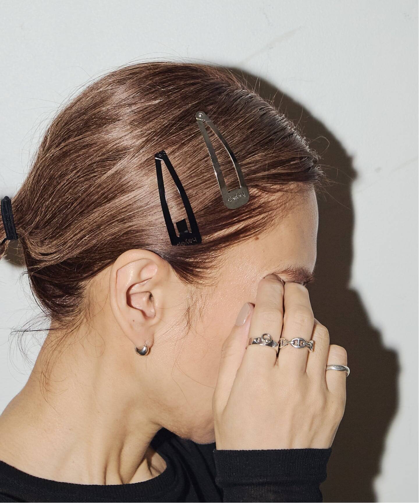 heyep Cut-Out Logo Hair Clip (2-piece) hp05826（ヘアアクセサリー