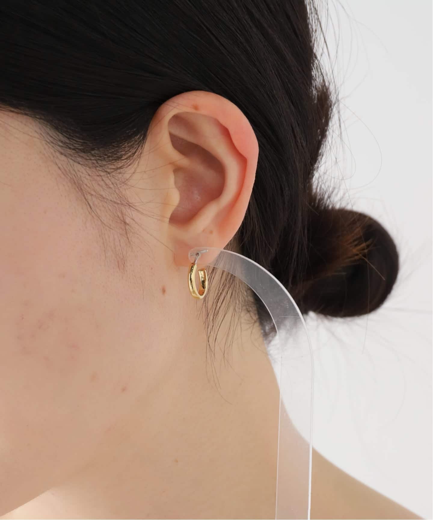 一部店舗+WEB限定》BAQLESS / バックレス Embrace Sage Gold（ピアス