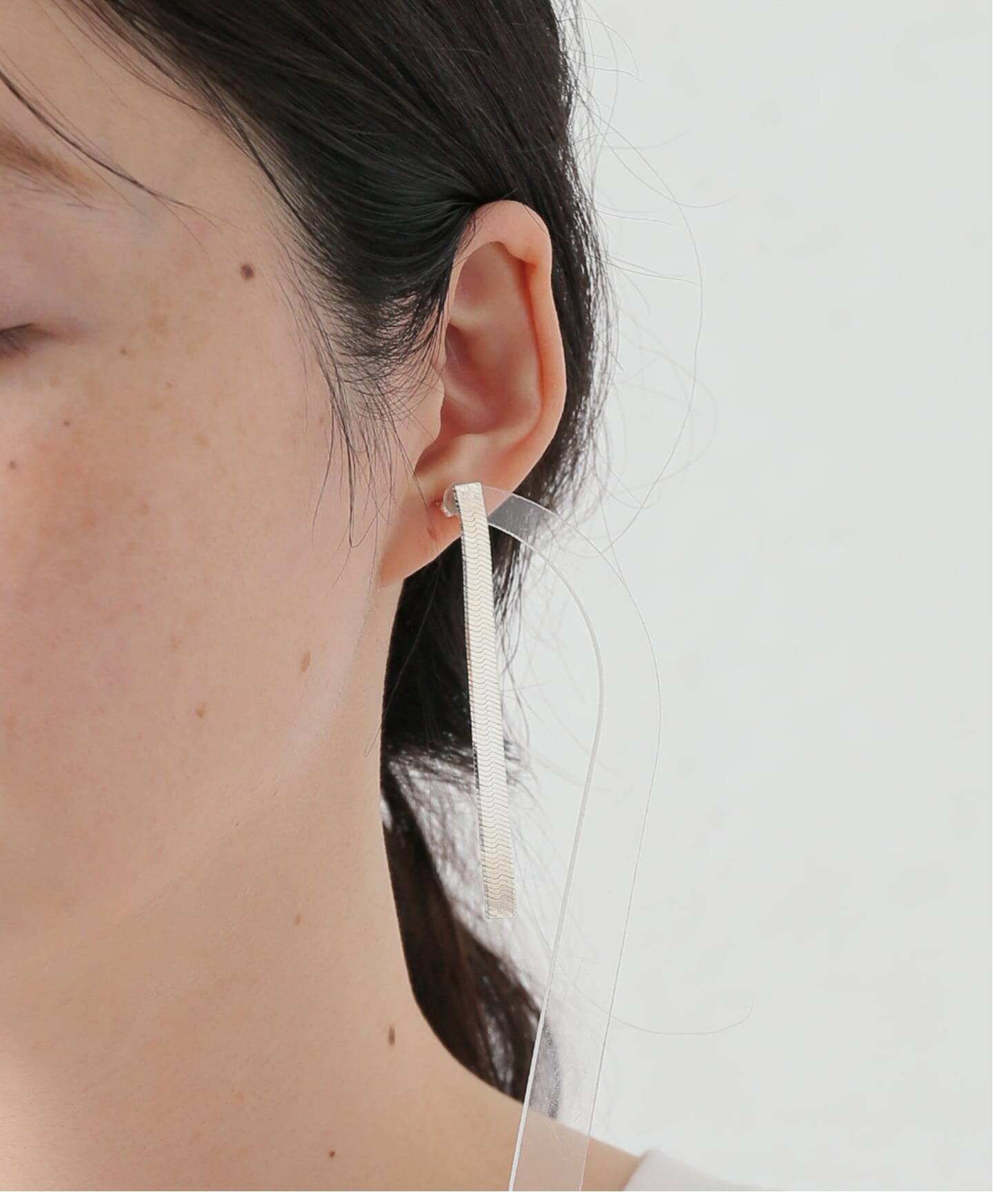 SASKIA DIEZ/サスキア ディツ FLUID EARRING SHORT（ピアス（両耳用