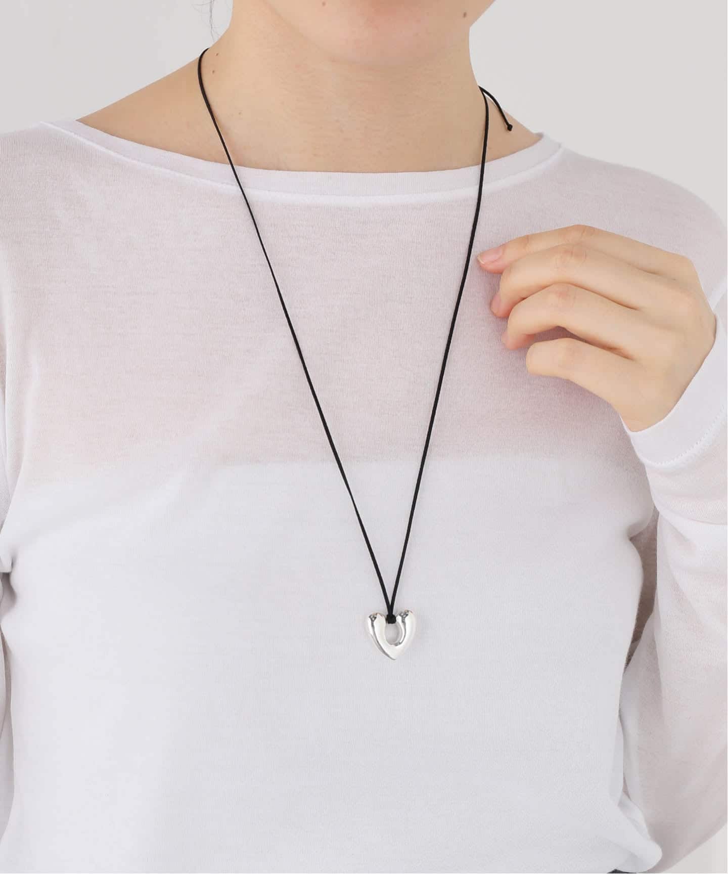 ANNIKA INEZ OPEN HEART PENDANT S（ネックレス）｜FRAMeWORK