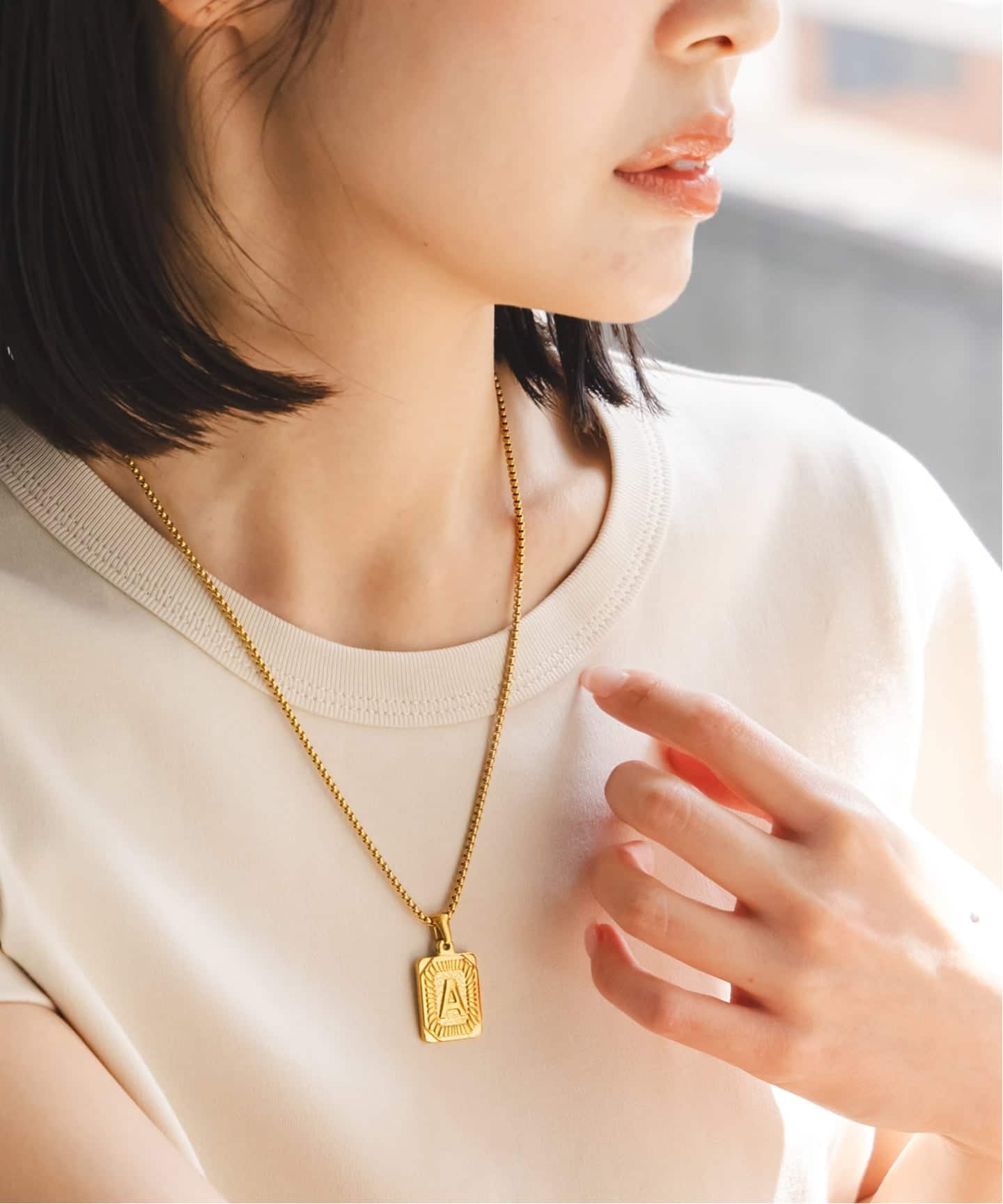 PETIT MOMENTS/プティモーメント Intial Rectangle Pendant Necklace
