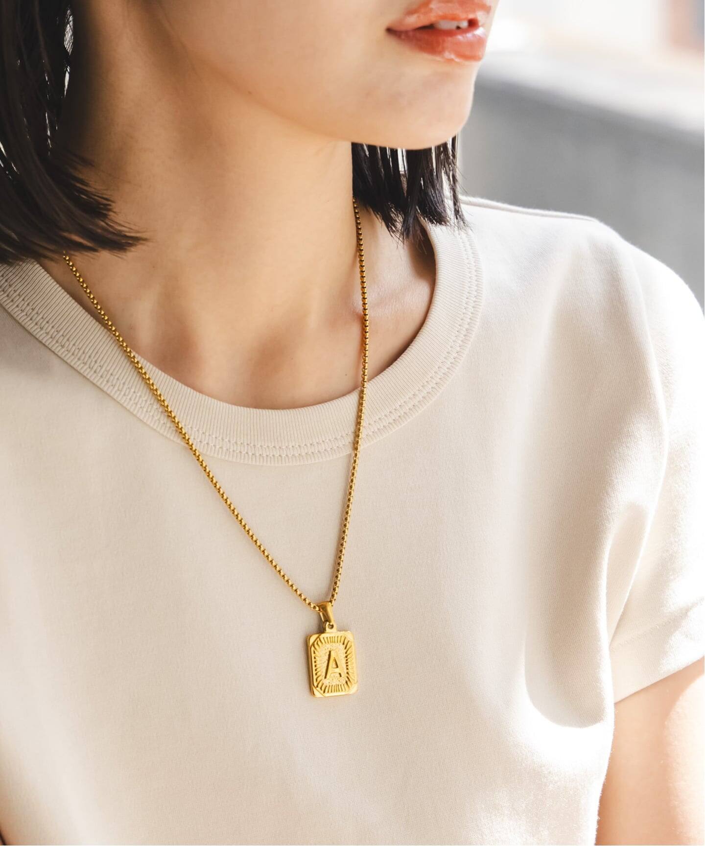 PETIT MOMENTS/プティモーメント Intial Rectangle Pendant Necklace