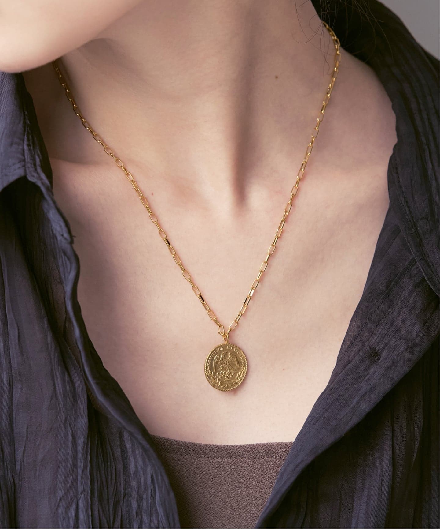 chibi jewels/チビジュエルズ mini rectangle chain Mex Coin necklace