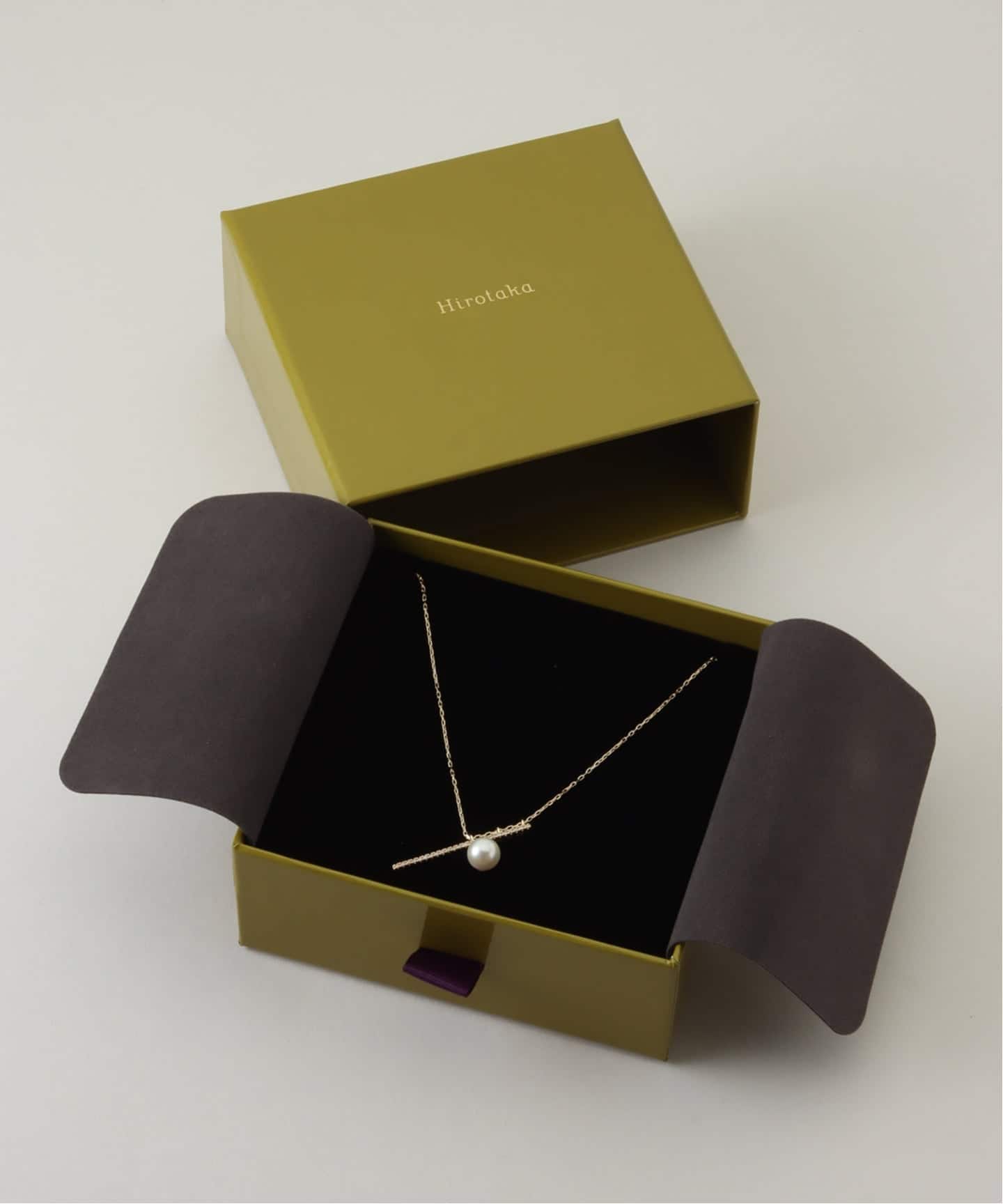 Hirotaka/ヒロタカ Drosera Diamond Akoya Pearl Bar（ネックレス
