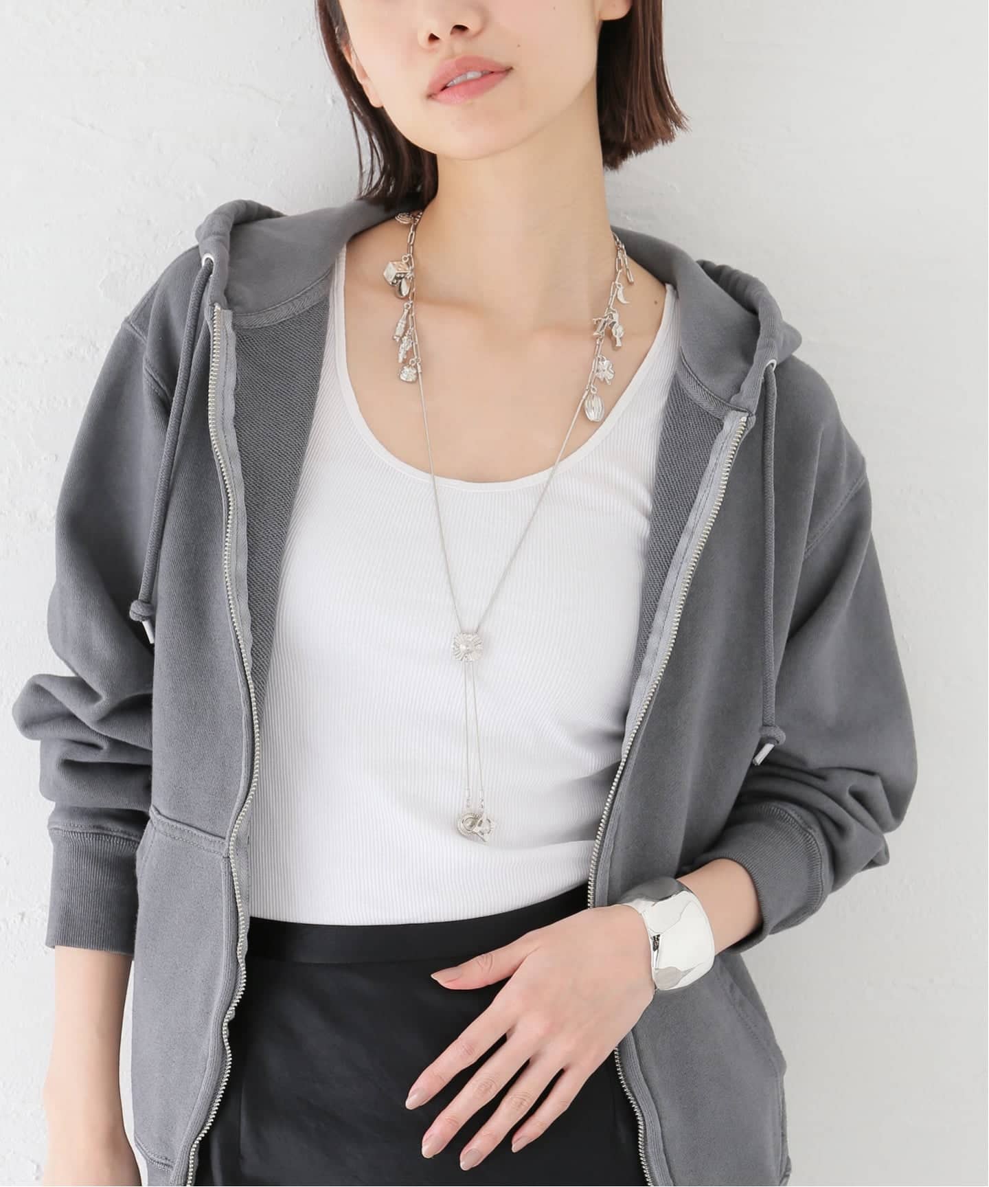 TOGA TOOトーガトゥ】 Metal motif loop tie/ループタイ（その他