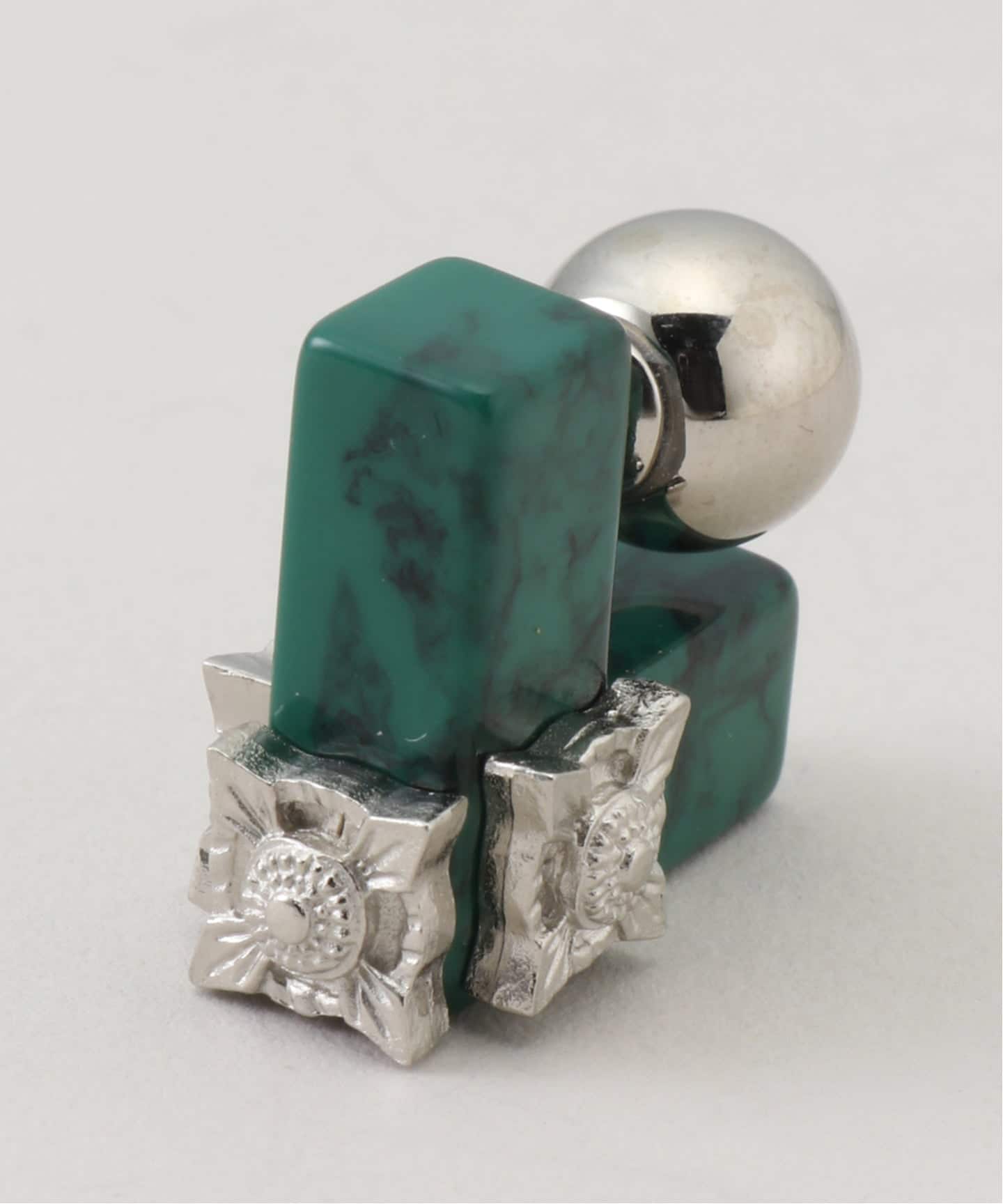 TOGA TOOトーガトゥ】Marble motif pierced earrings：ピアス（ピアス