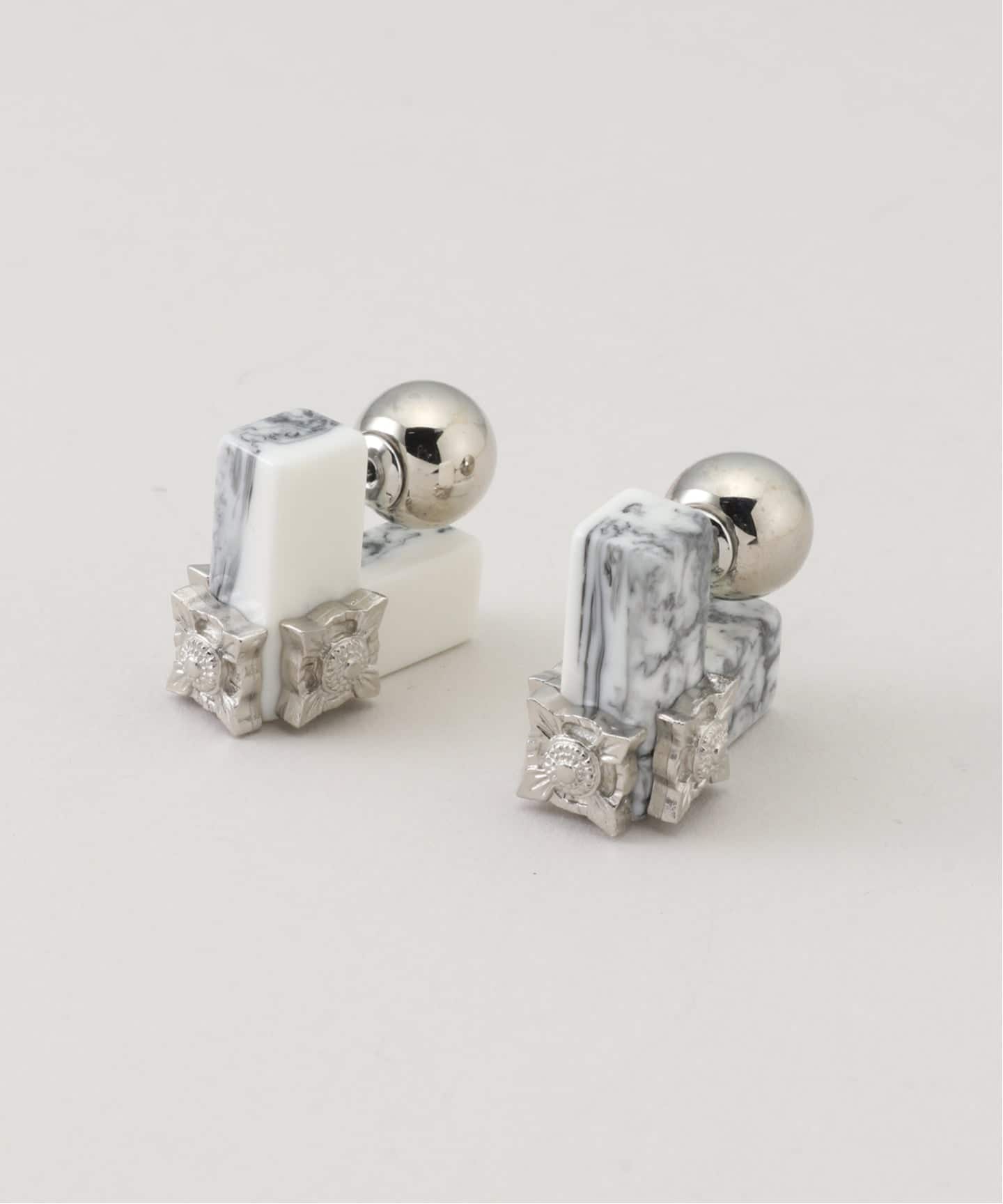 TOGA TOOトーガトゥ】Marble motif pierced earrings：ピアス（ピアス