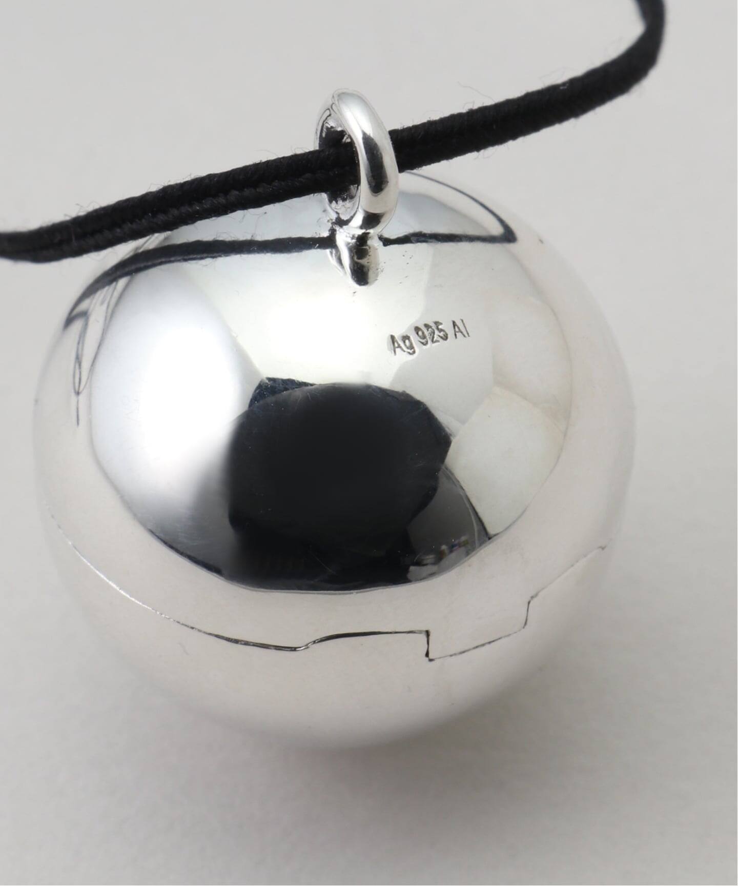 ANNIKA INEZ/ アニカ イネズ】 Large Keepsake Sphere Pendan