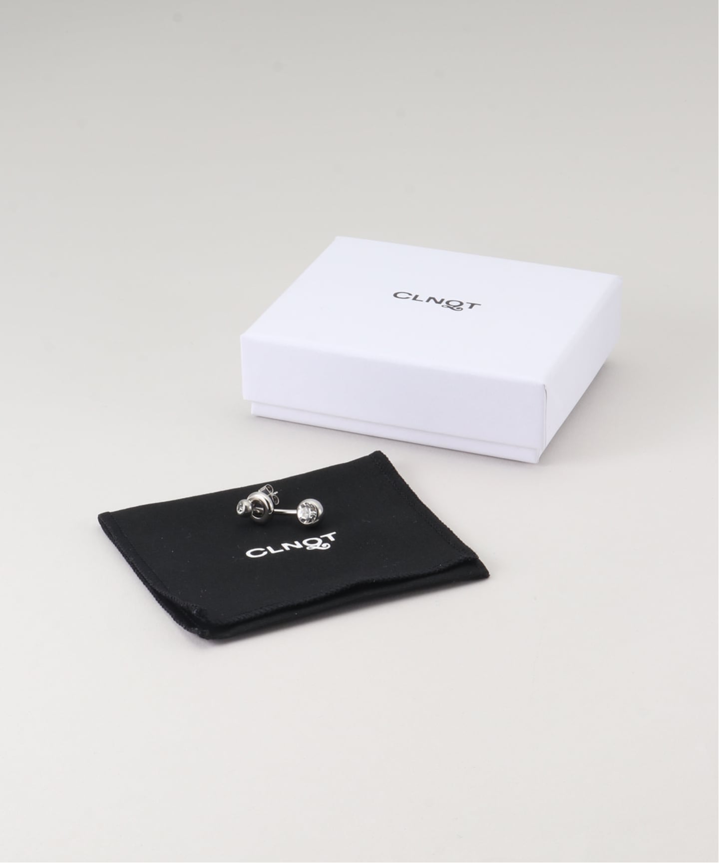 JUSTINE CLENQUET】MINDY CRYSTAL EARRING：ピアス（片耳）（ピアス