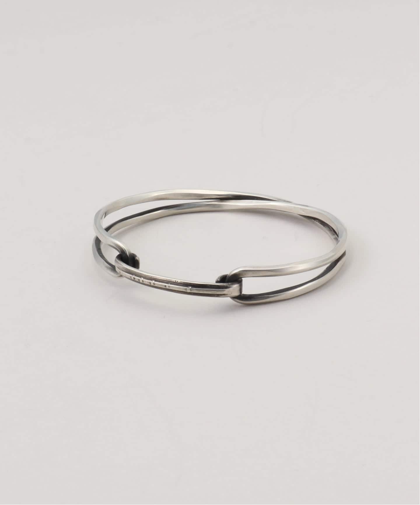 WERKSTATT:MUNCHEN】 BRACELET CROSSED（ブレスレット・バングル