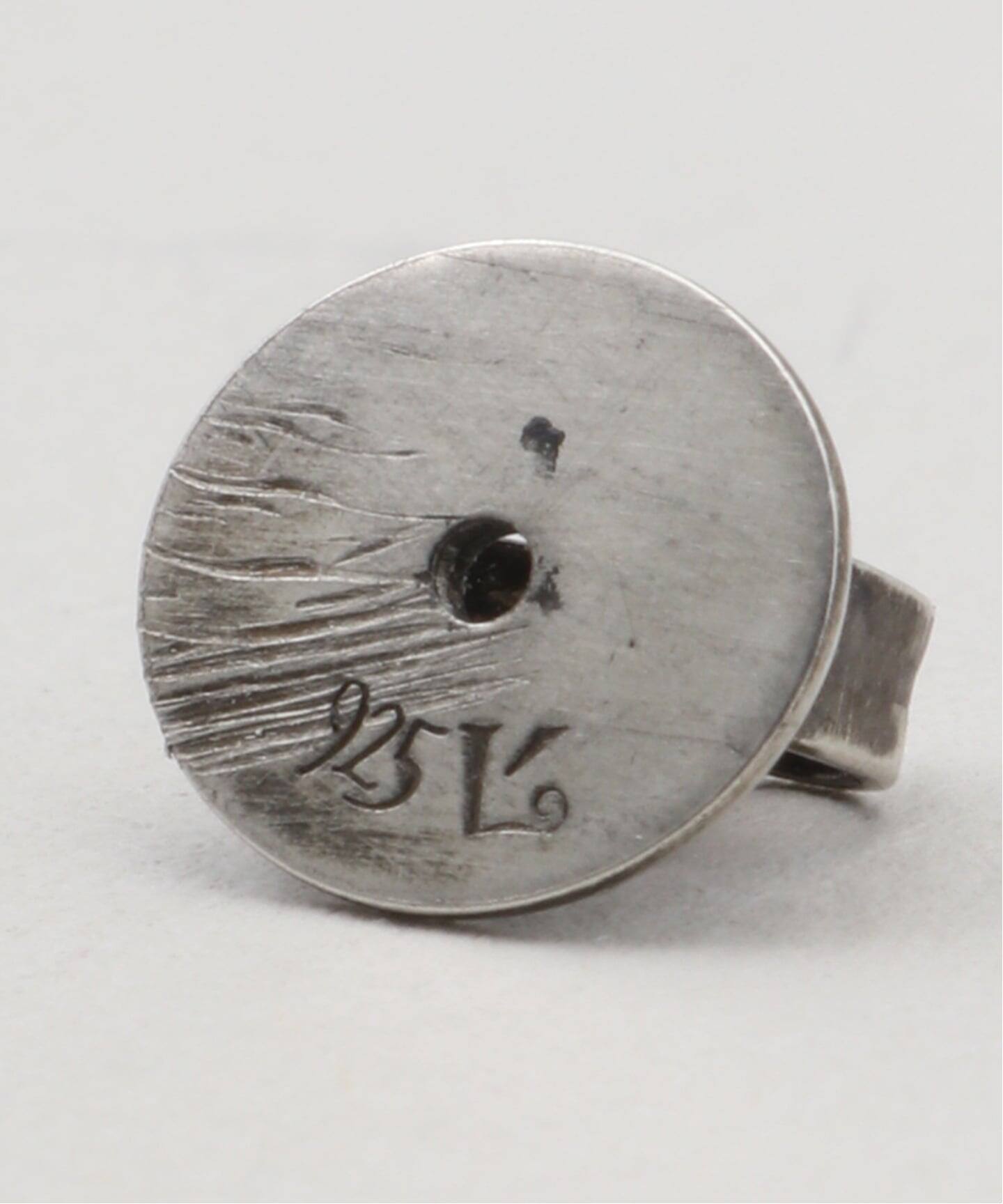 WERKSTATT:MUNCHEN】HOOP STUDS FINE HAMMER（ピアス（両耳用