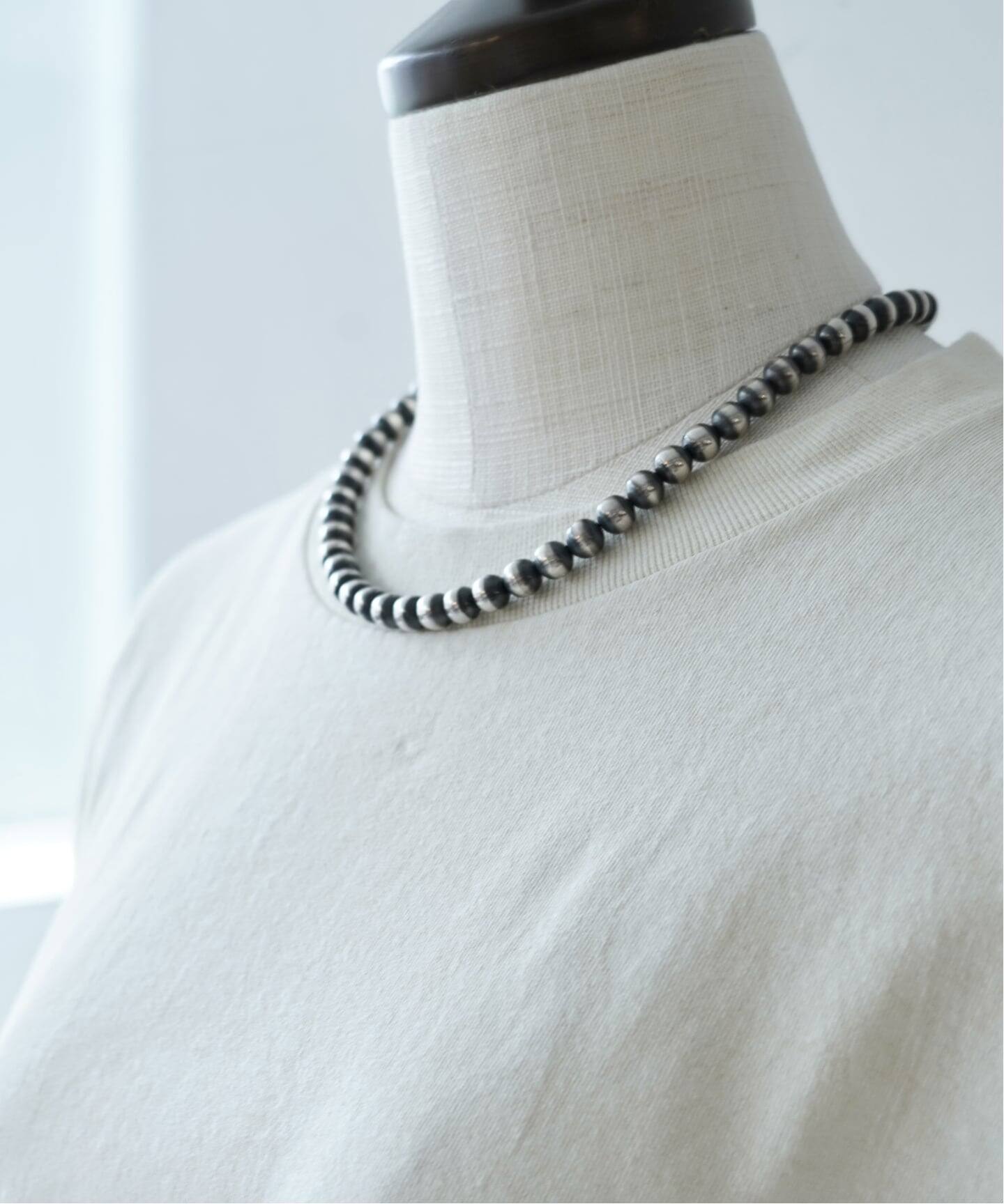 ERICKA NICOLAS BEGAY】8MM45CMOXIDISED（ネックレス）｜journal