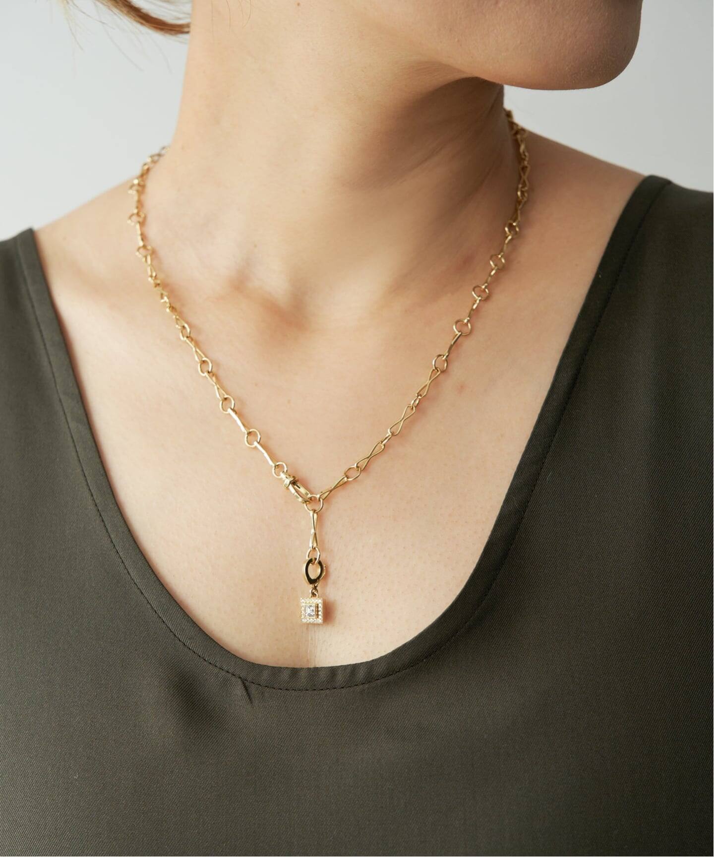 AZLEE/アズリー】LARGE MOTIF CHAIN LARIAT 22（ネックレス