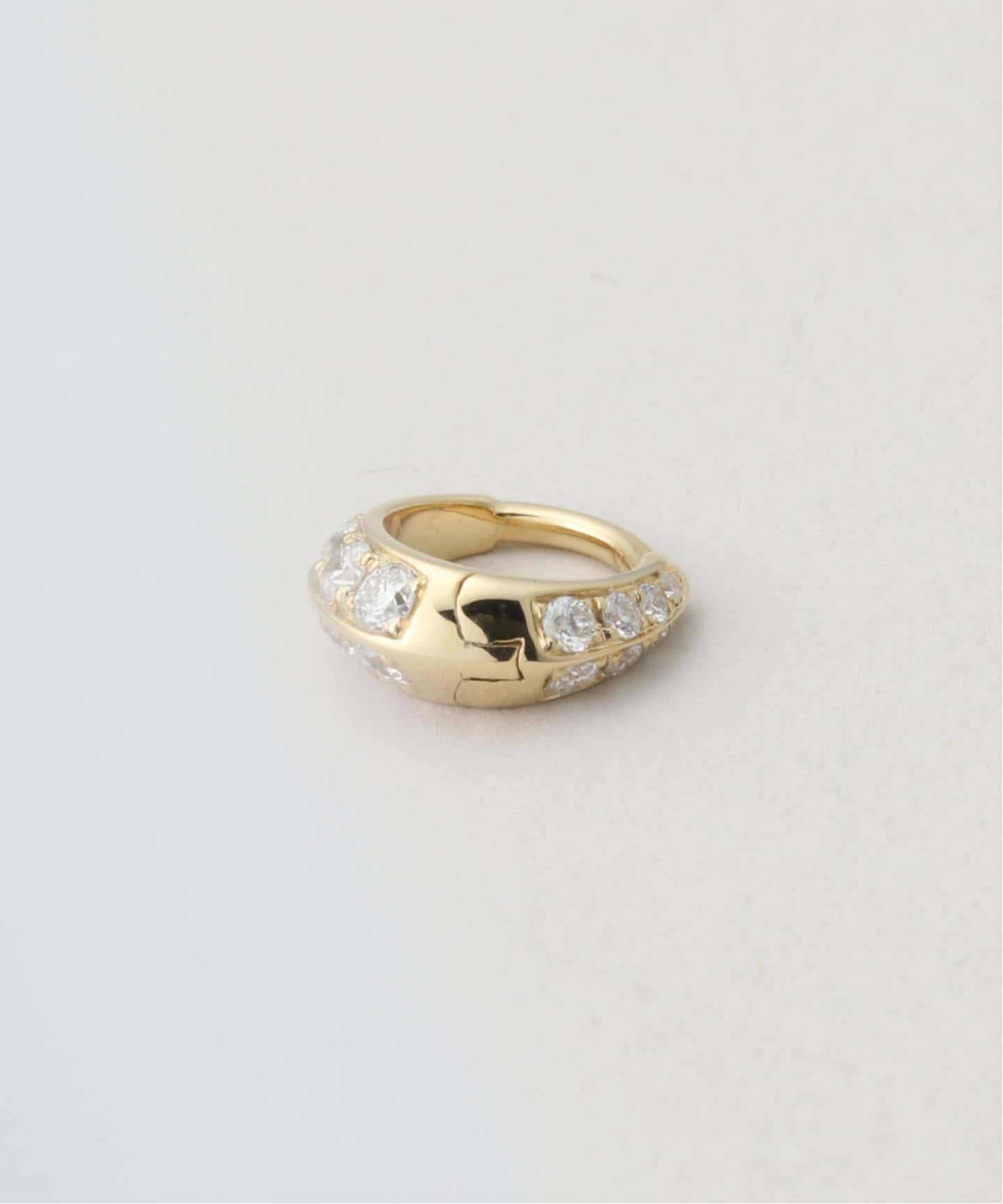 LIZZIE MANDLER/リジーマンドラー】PAVE CRESCENT HOOP 6.5（ピアス