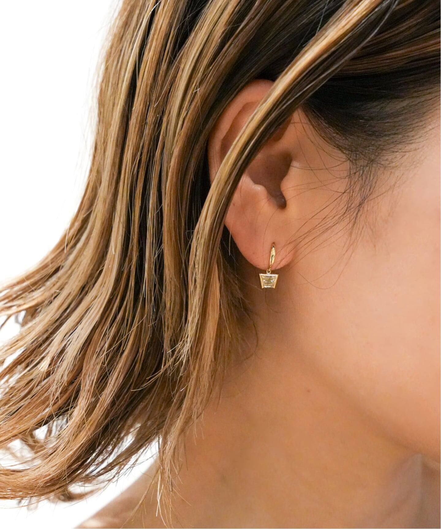 Laaina片耳ピアス LAAINA/ラアイナ】DIAMOND EARRING（片耳のみ）0.53ct（ピアス（片耳用