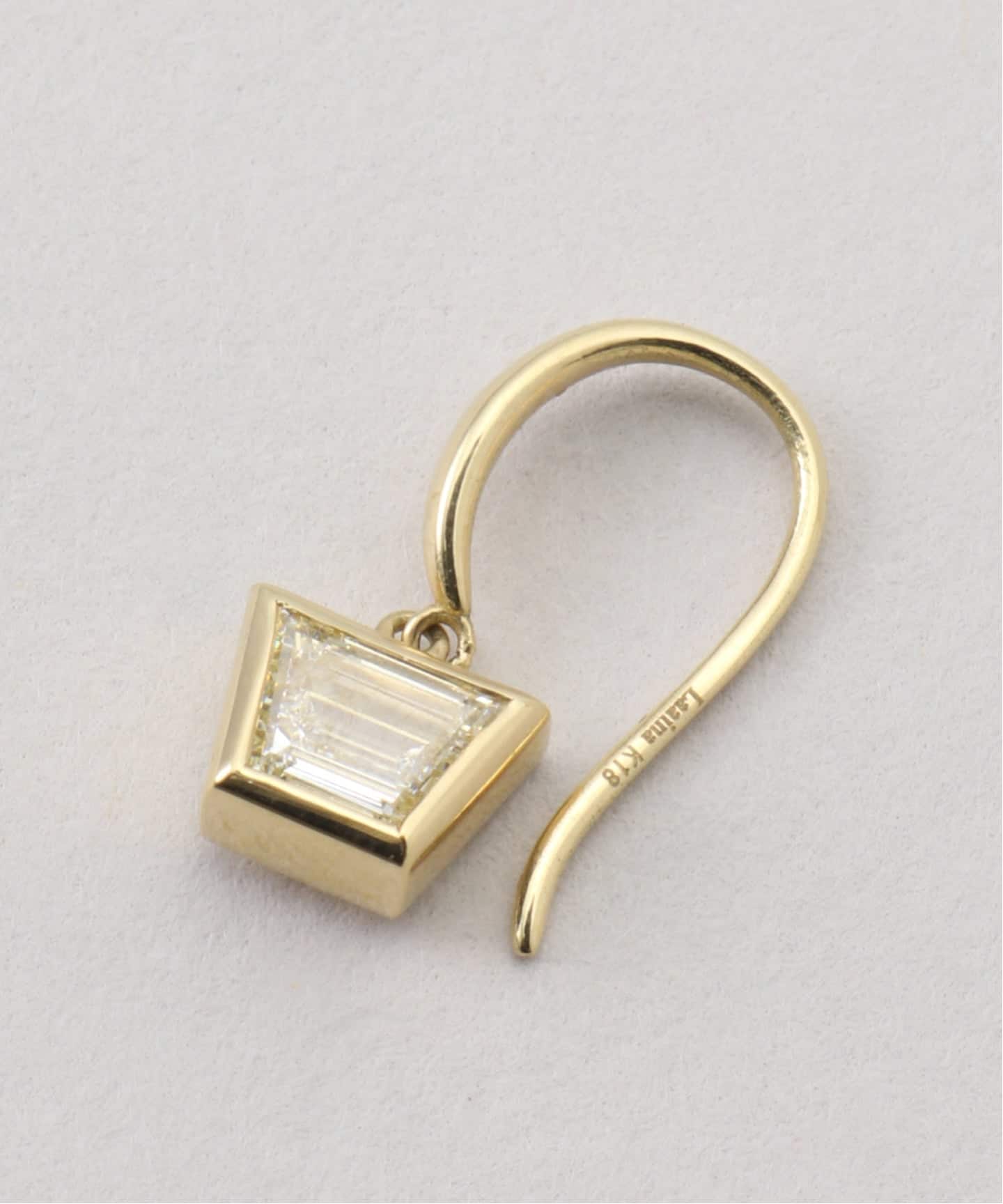 LAAINA/ラアイナ】DIAMOND EARRING（片耳のみ）0.53ct（ピアス（片耳用