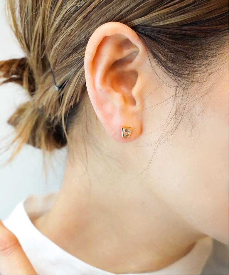 LAAINA/ラアイナ】DIAMOND EARRING（片耳のみ）0.47ct（ピアス（両耳用 