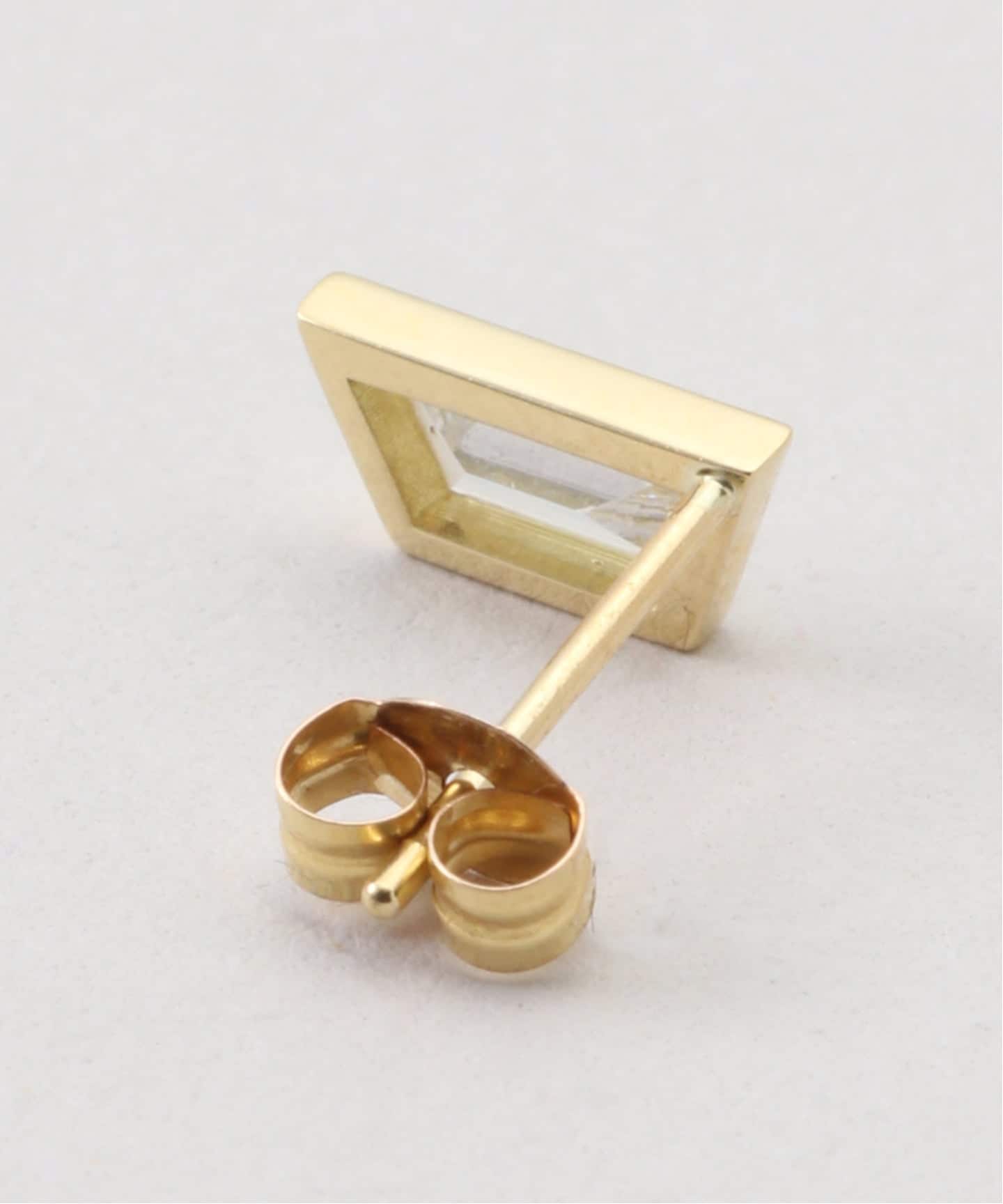 LAAINA/ラアイナ】DIAMOND EARRING（片耳のみ）0.27ct（ピアス（片耳用