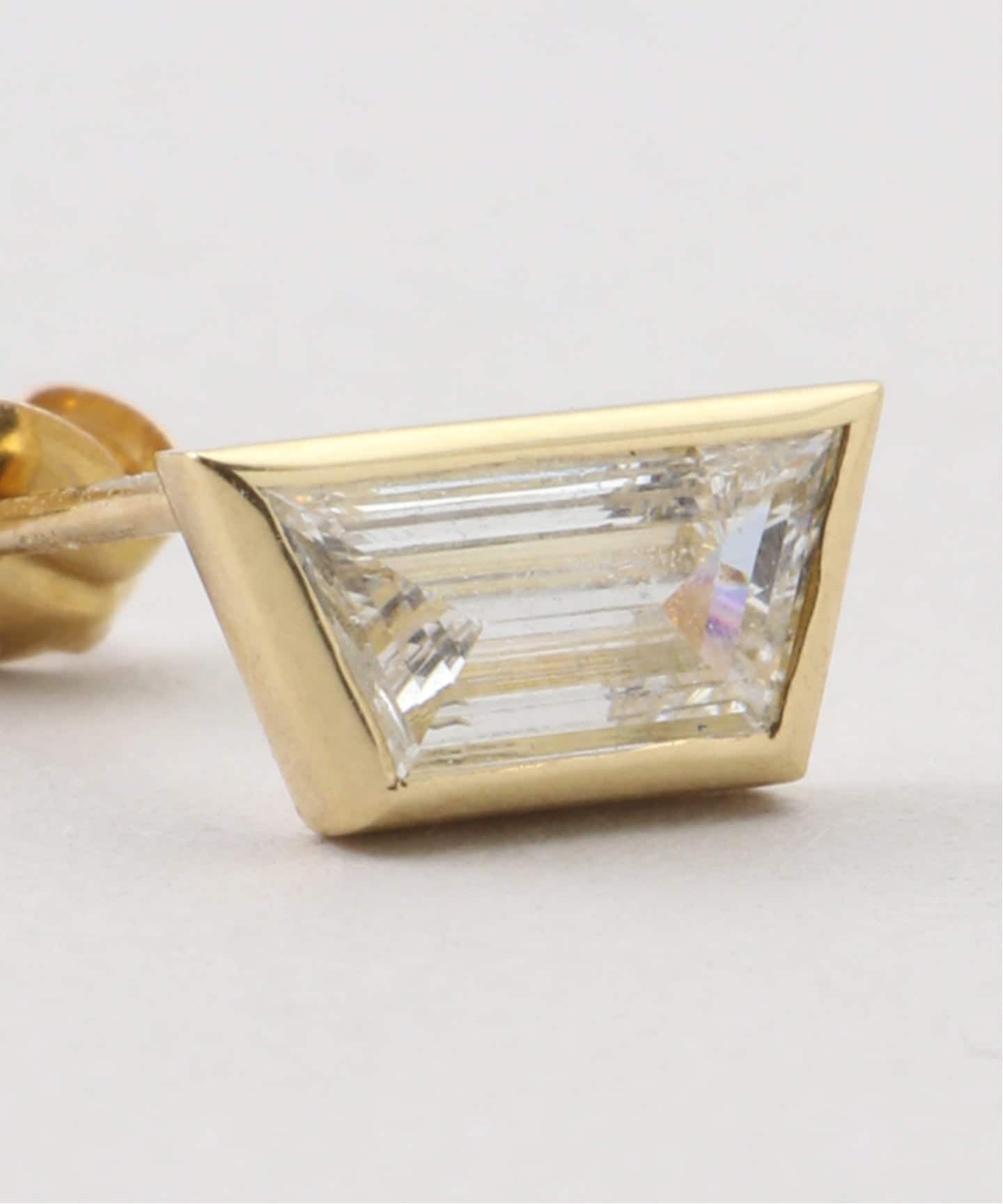 LAAINA/ラアイナ】DIAMOND EARRING（片耳のみ）0.27ct（ピアス（片耳用