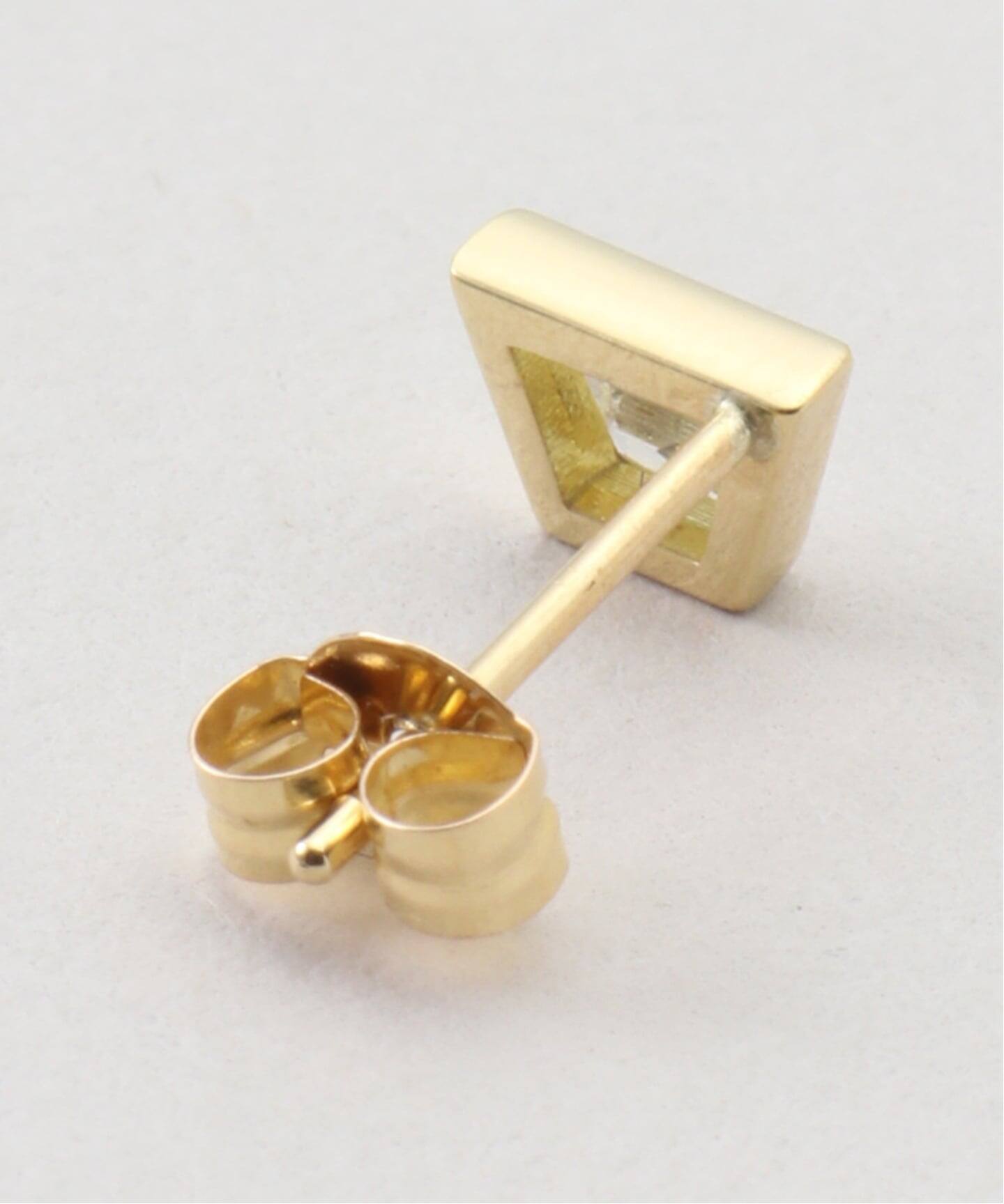 LAAINA/ラアイナ】DIAMOND EARRING（片耳のみ）0.2ct（ピアス（片耳用 