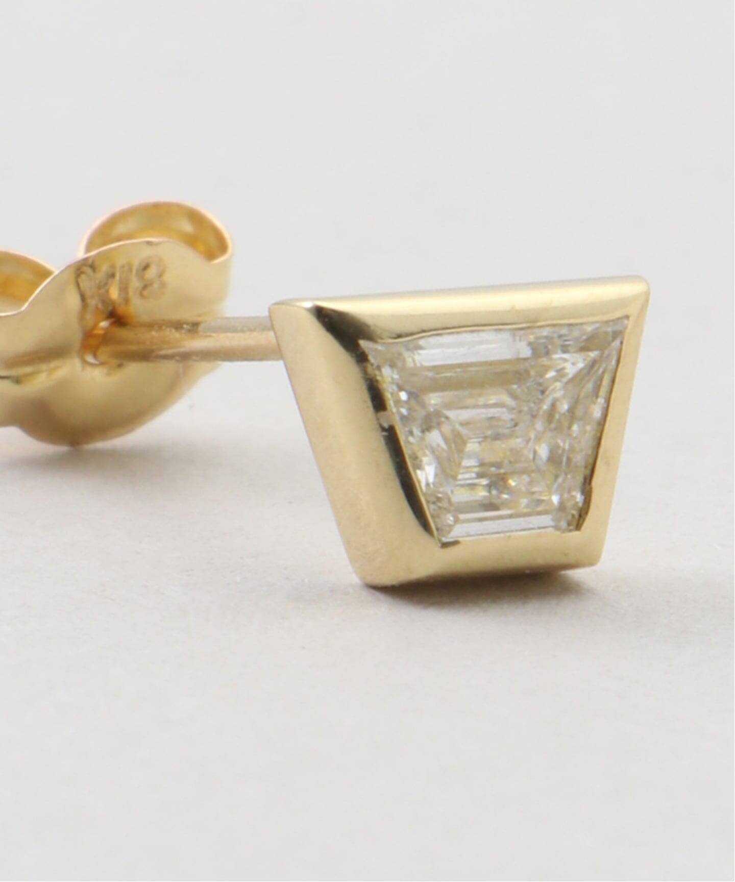 LAAINA/ラアイナ】DIAMOND EARRING（片耳のみ）0.2ct（ピアス（片耳用 
