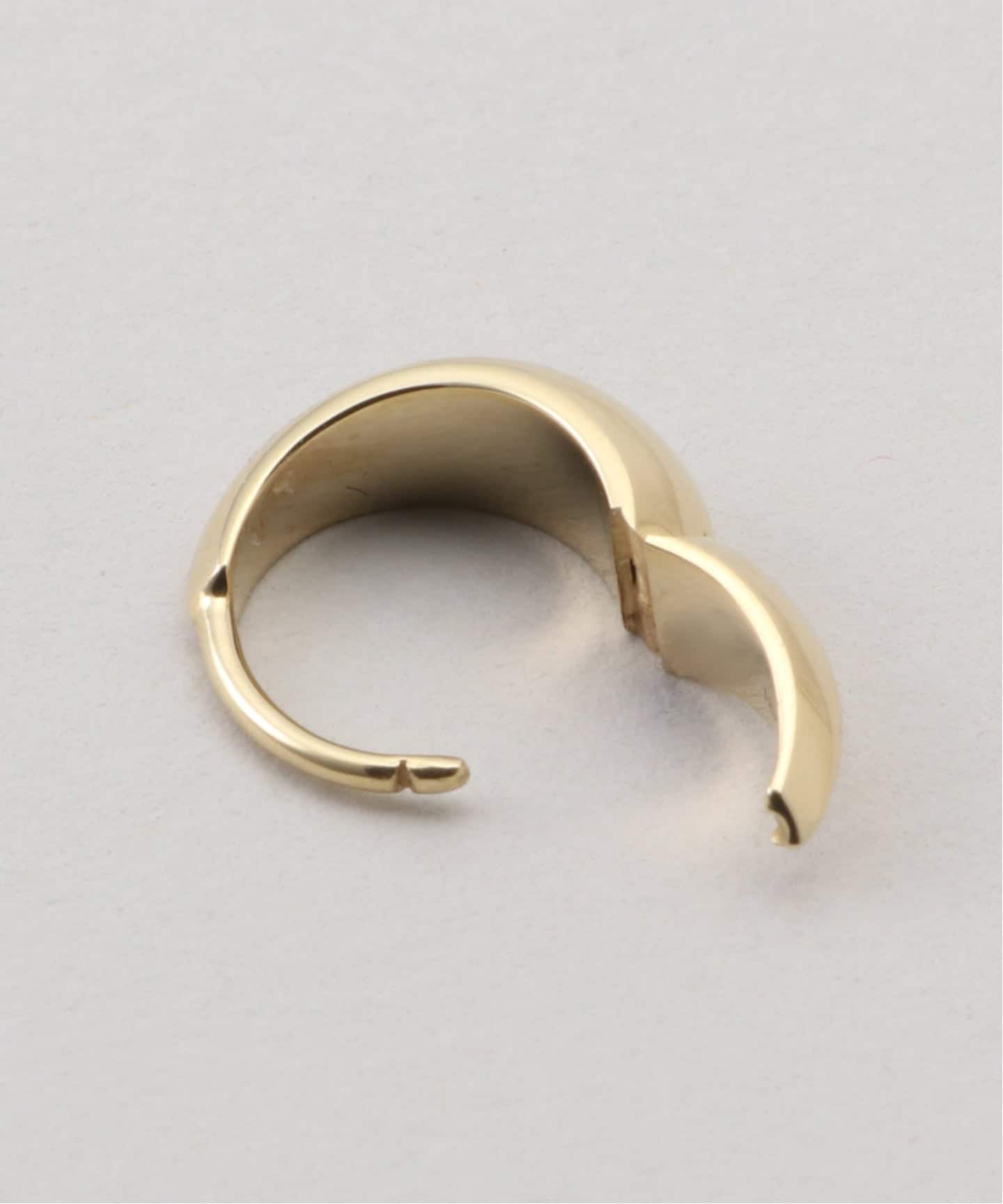 LIZZIE MANDLER/リジーマンドラー】GOLD HOOP 8.5M ピアス（片耳用