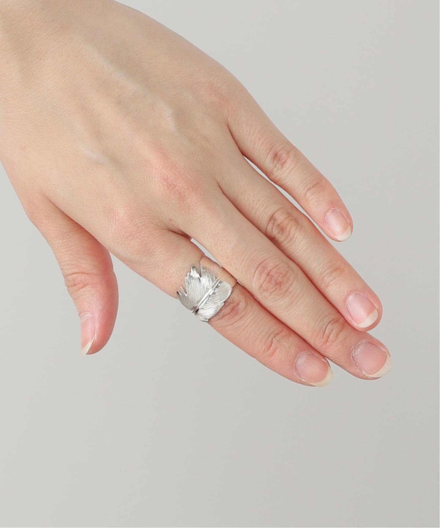 MANON JEWELRY/マノン ジュエリー】 feather ring SV 7.0（リング）｜L