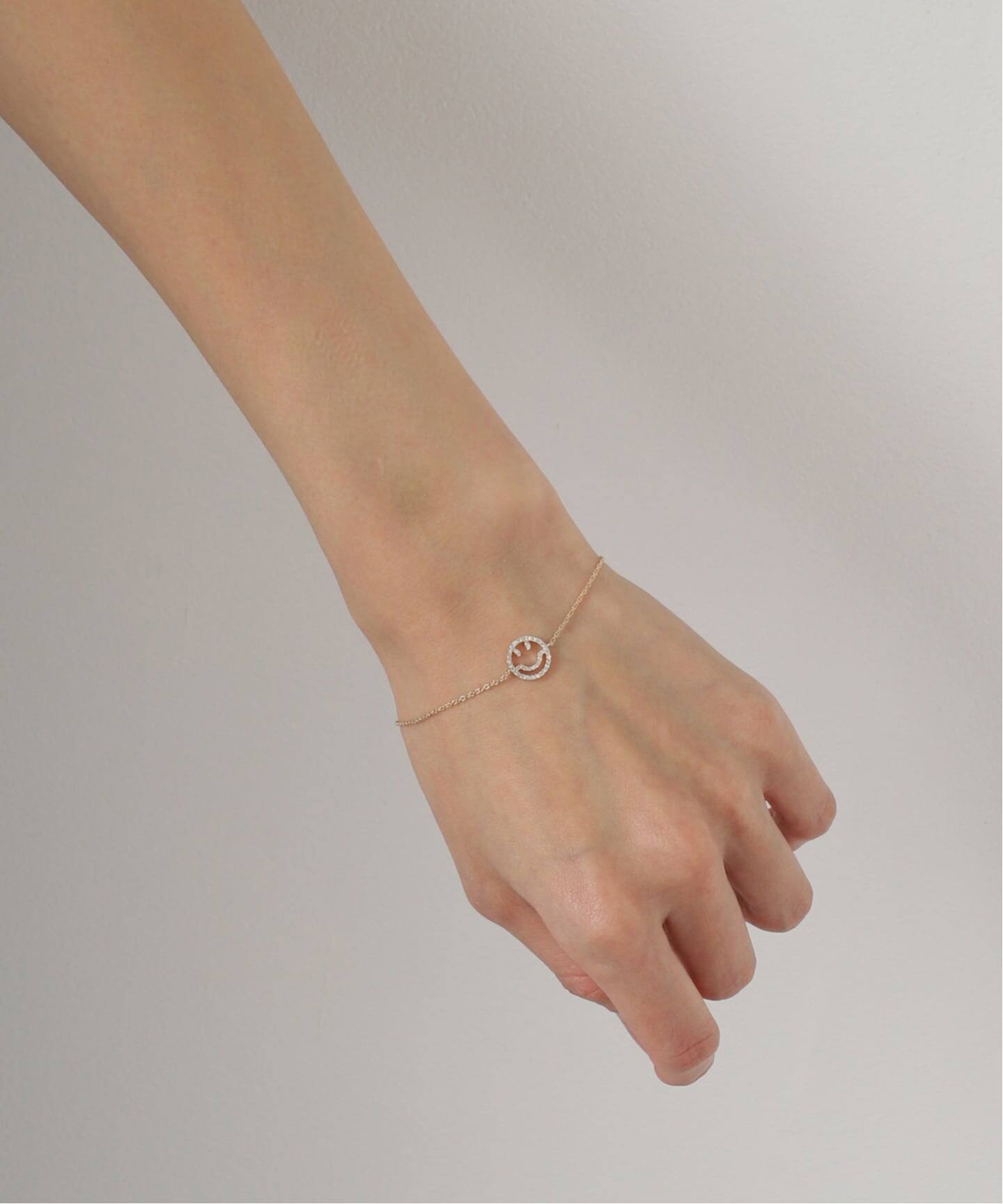 ROXANNE FIRST/ロクサンヌ ファースト】 Happy Face Bracelet