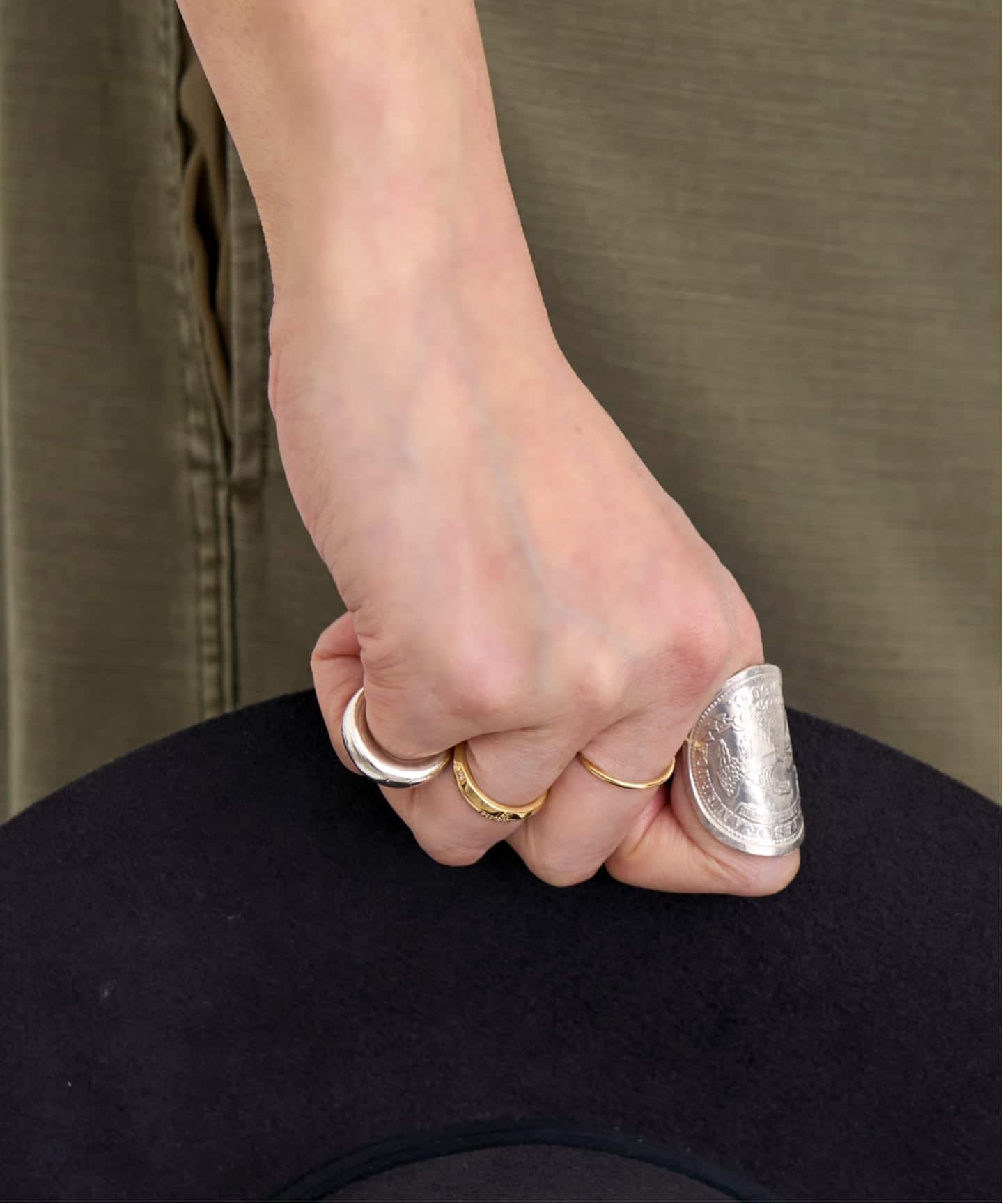 GIGI/ジジ】 Artemis Capped Bust Ring（リング）｜L'Appartement