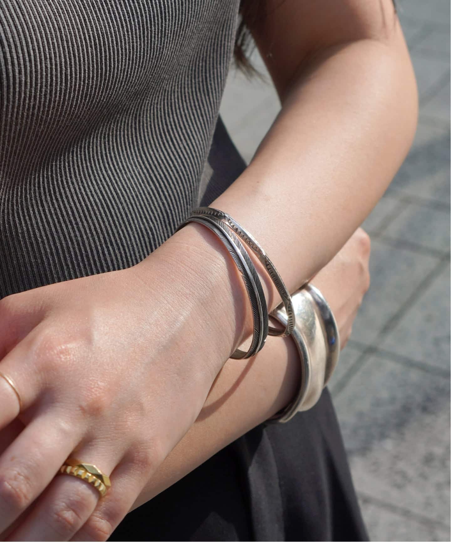 Harpo/ハルポ】Stamped Skinny Bangle（ブレスレット・バングル）｜AP