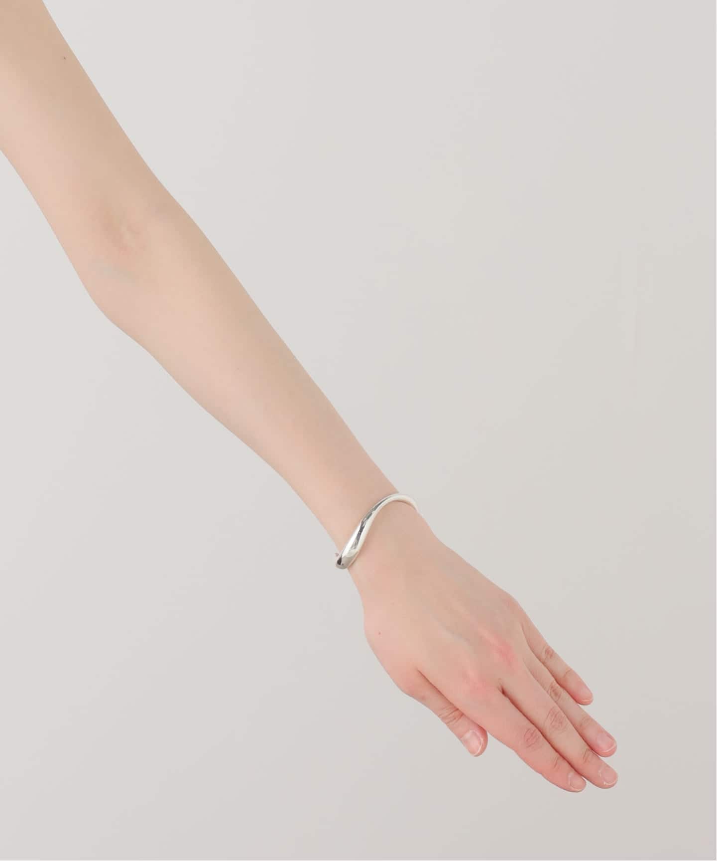 GARDEN OF EDEN/ガーデン オブ エデン】ETERNAL CUFF BANGLE