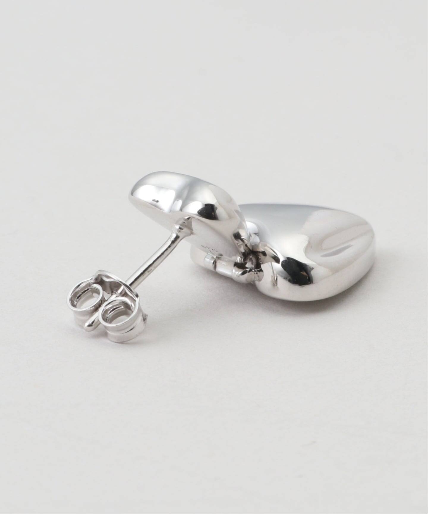 Otiumberg.／オティウムバーグ】 Heart Earings（ピアス（両耳用
