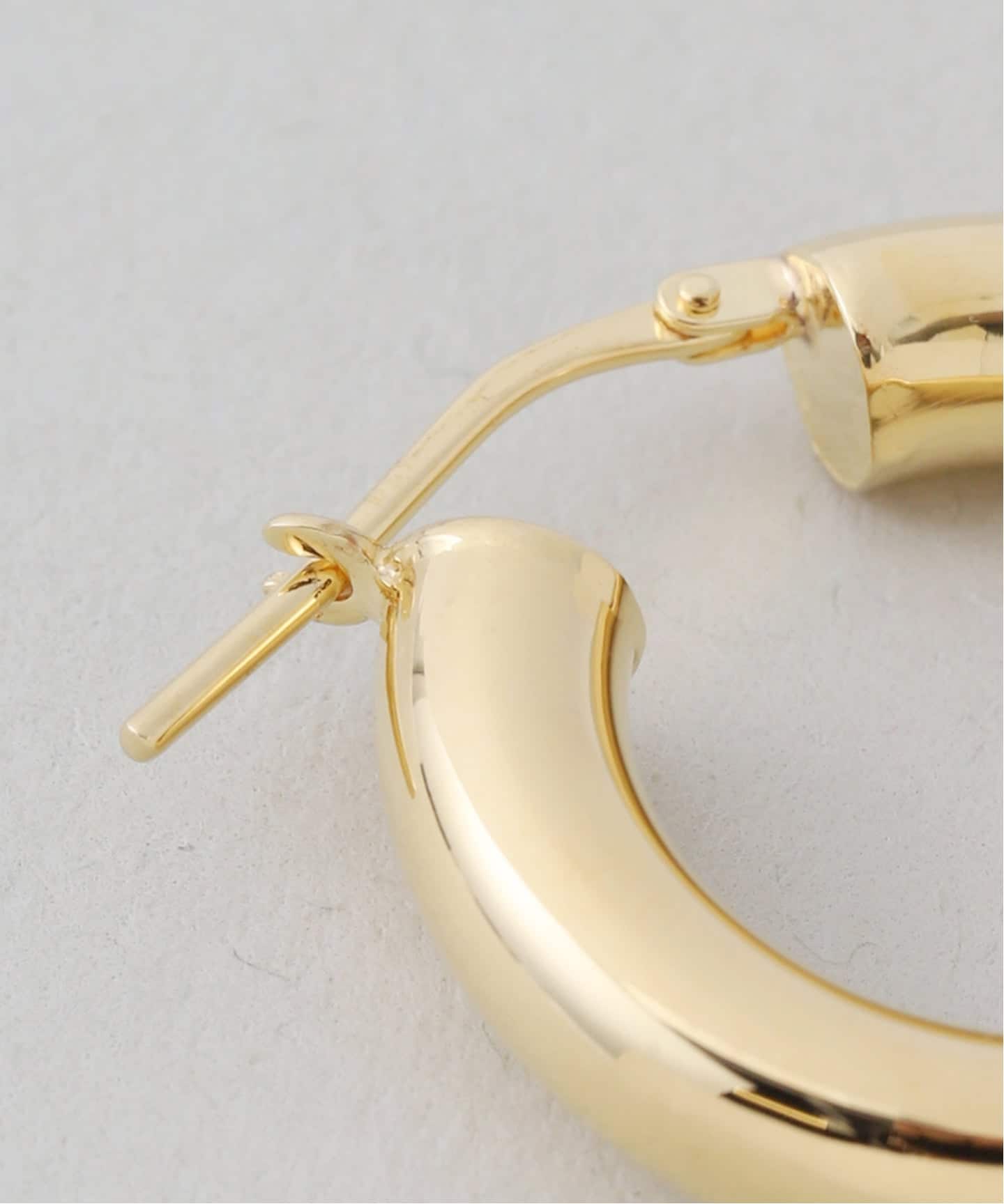 LOREN STEWART / ローレン スチュワート TRU HOOPS ピアス(両耳用