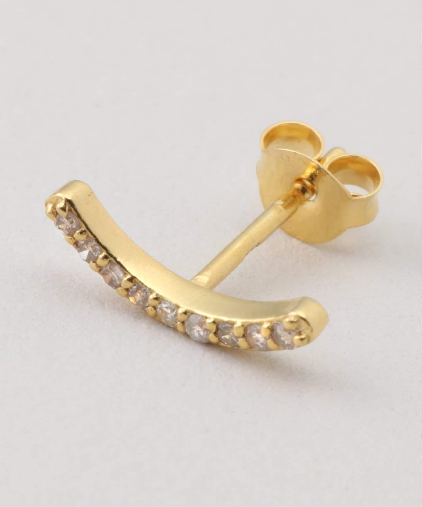 シャナシャナゴールドたっぷりピアス SHANA GULATI / シャナ グラティ Lola Studs Gold ピアス(両耳用