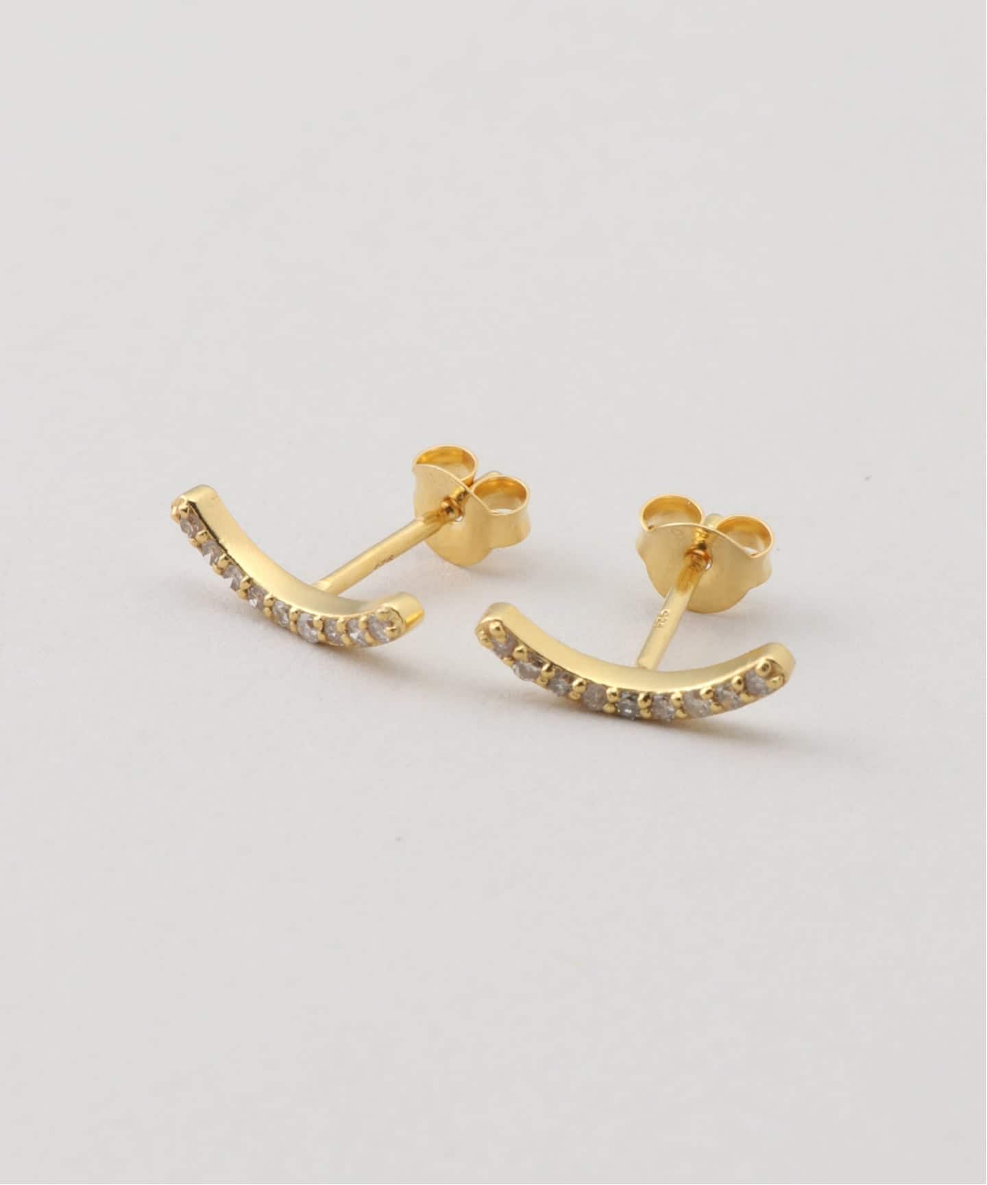 シャナシャナゴールドたっぷりピアス SHANA GULATI / シャナ グラティ Lola Studs Gold ピアス(両耳用